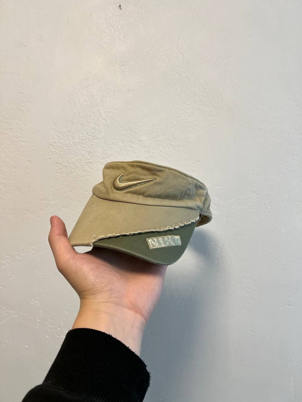 Nike Vintage Nike Tennis Cap Distressed Streetwear Size ONE SIZE - 1 Thumbnail