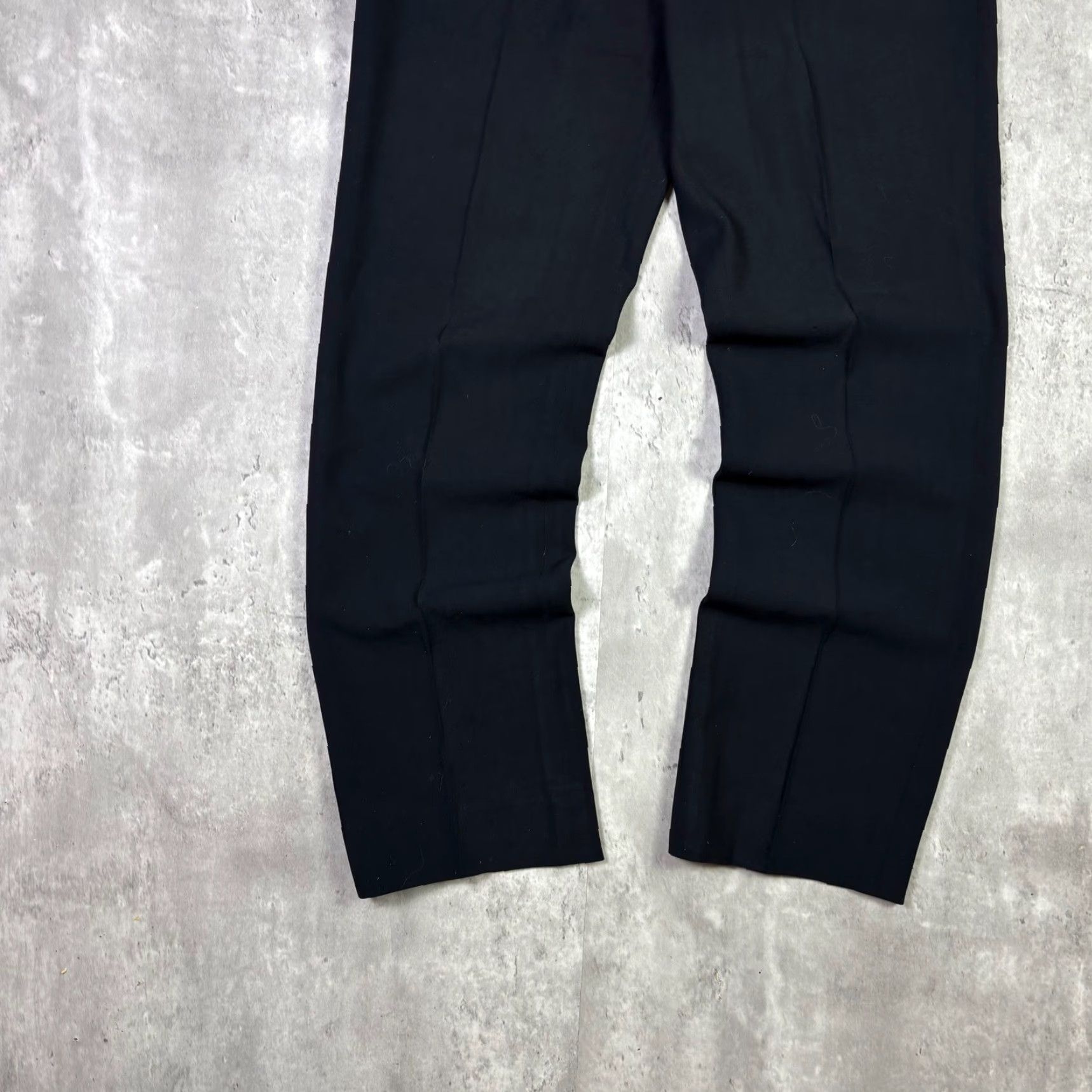 Ralph Lauren Ralph Lauren Collection Black Trousers High Rise Straight Leg Size 4 Women Pants Wool 29in Inseam Flat Front Beaded Accents Classic Dress Pants Size 27" / US 4 / IT 40 - 7 Thumbnail