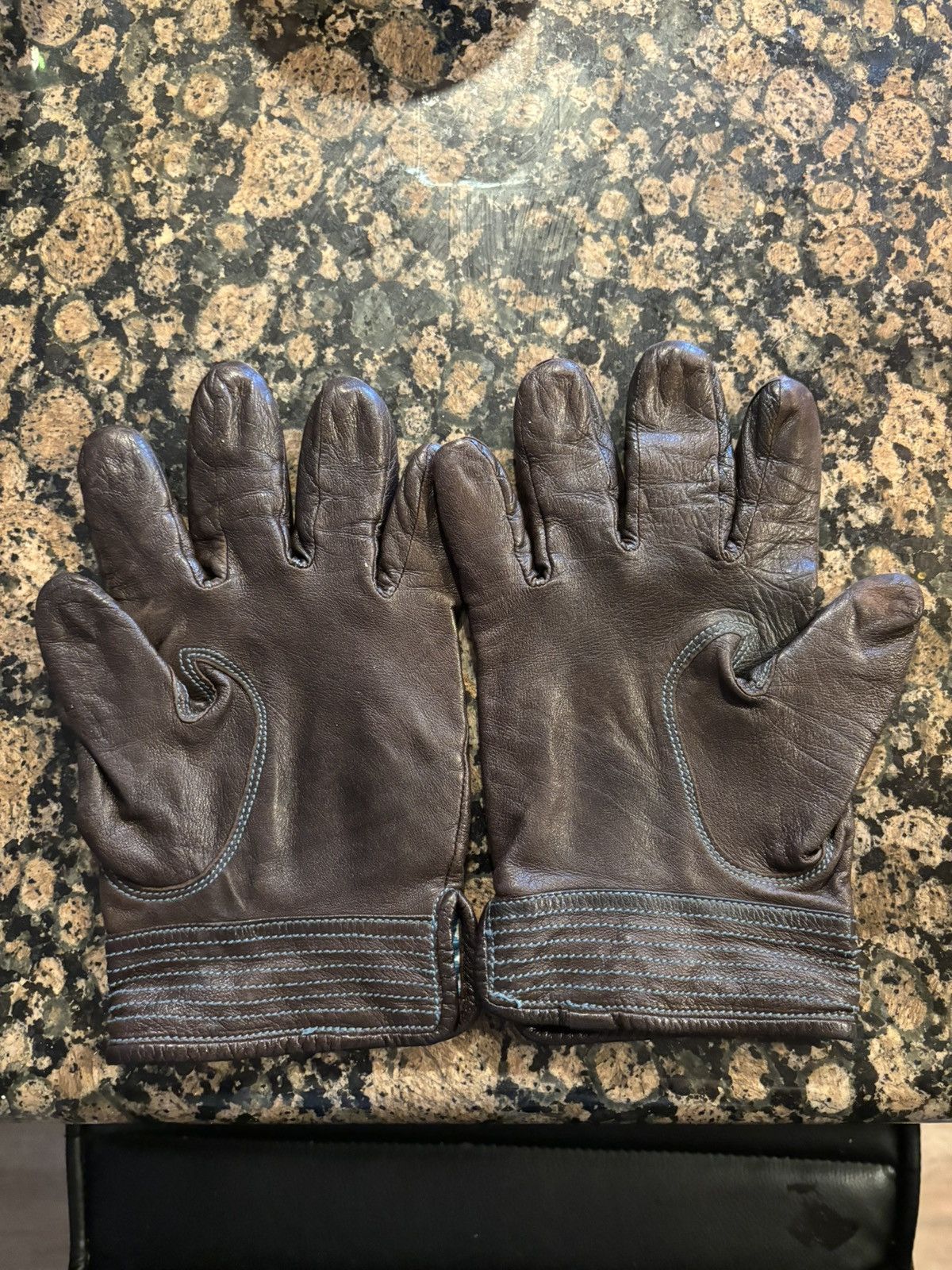 Vivienne Westwood Vivienne Westwood Leather Orb Gloves Size ONE SIZE - 5 Thumbnail