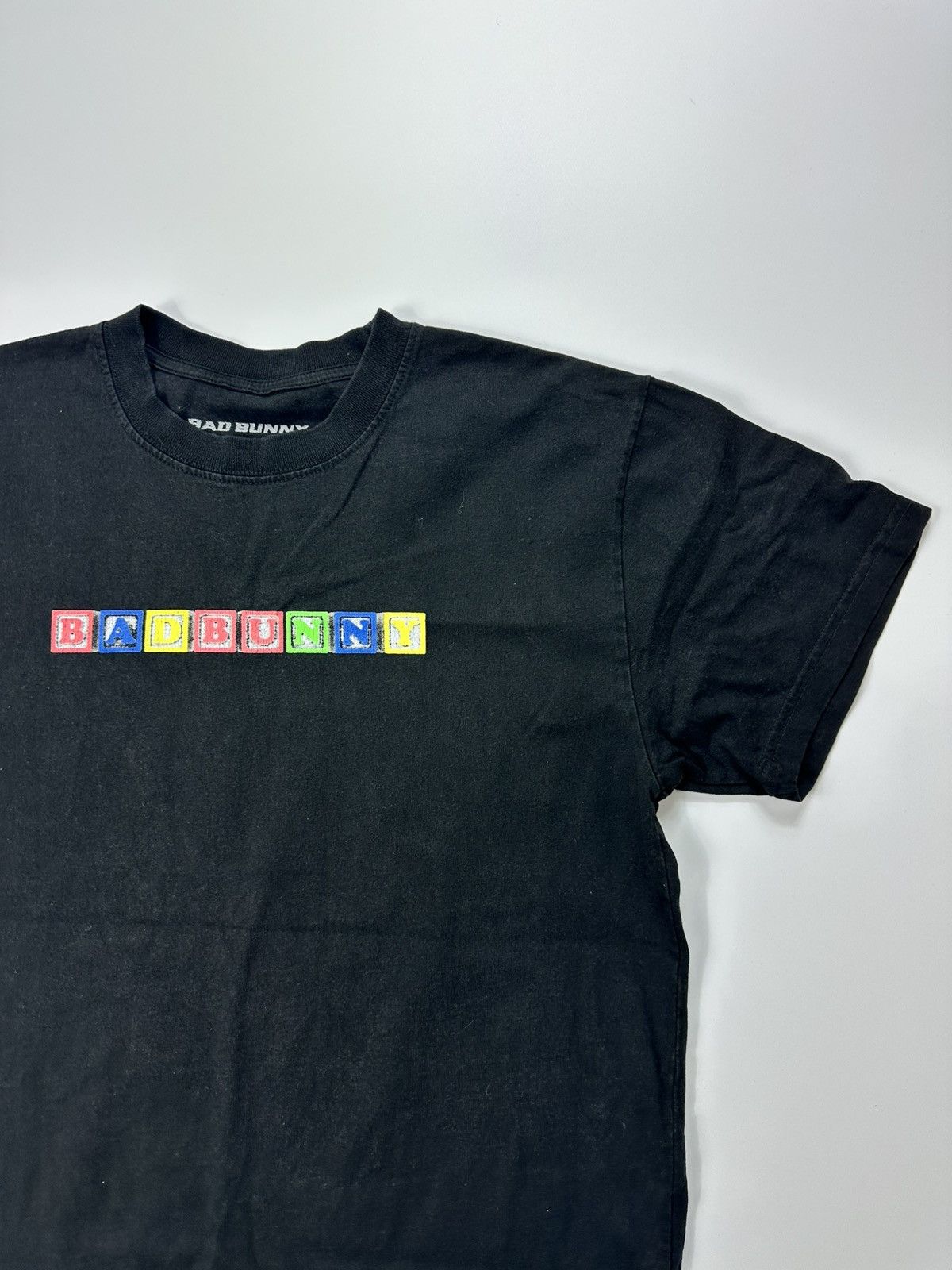 Band Tees Bad Bunny YHQLMDLG T-shirt Blocks Logo Men's Black Size US M / EU 48-50 / 2 - 6 Thumbnail