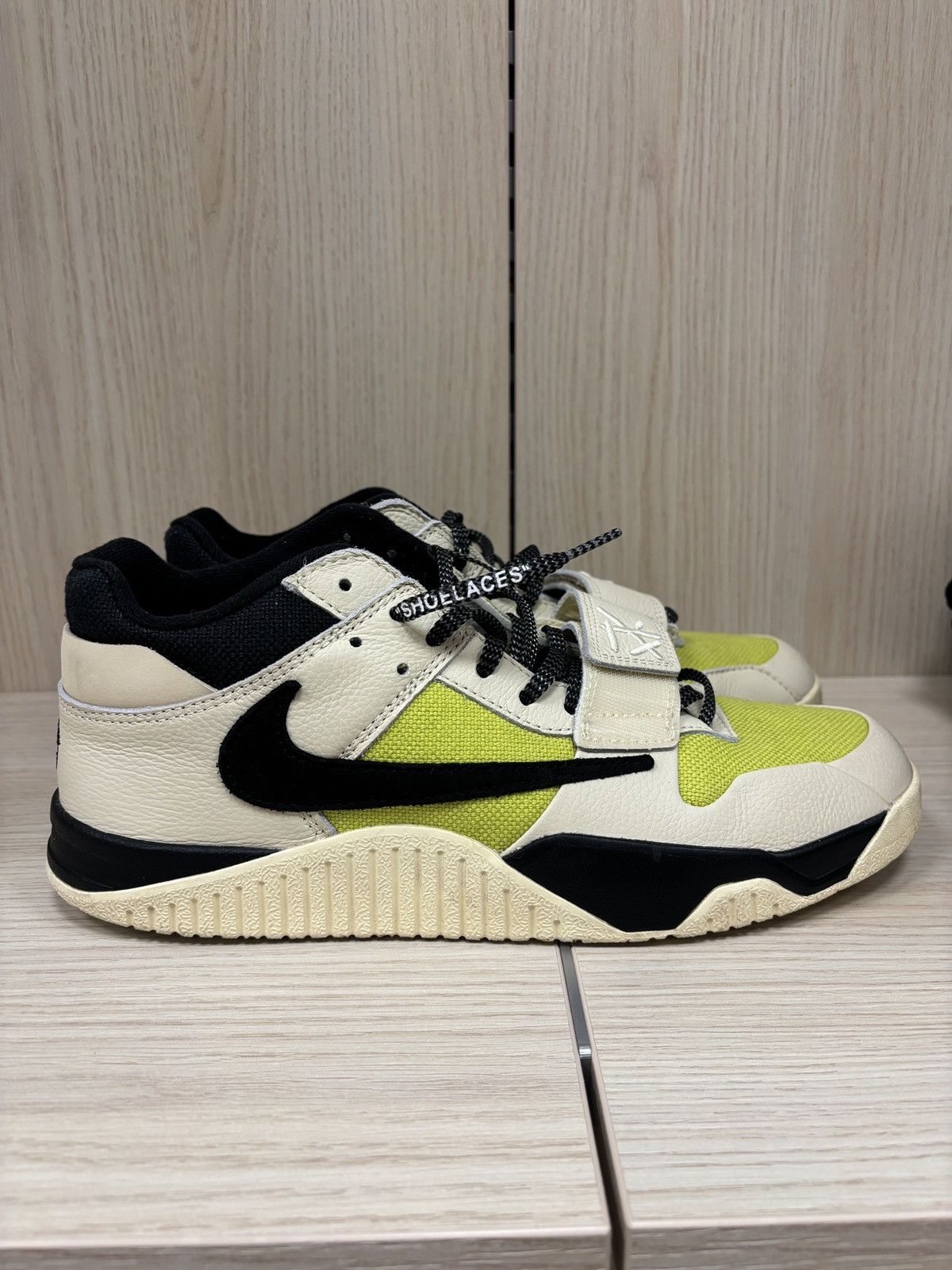 Nike × Travis Scott Bright cactus jumpman jacks travis X jordan Size US 10.5 / EU 43-44 - 1 Thumbnail