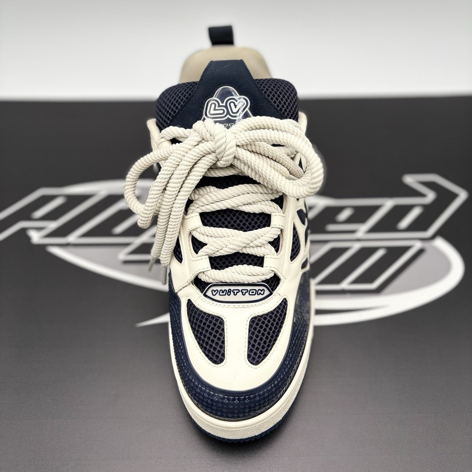 Louis Vuitton Louis Vuitton Skate ' Marine ' | GREAT CONDITION! Size US 9.5 / EU 42-43 - 14 Thumbnail