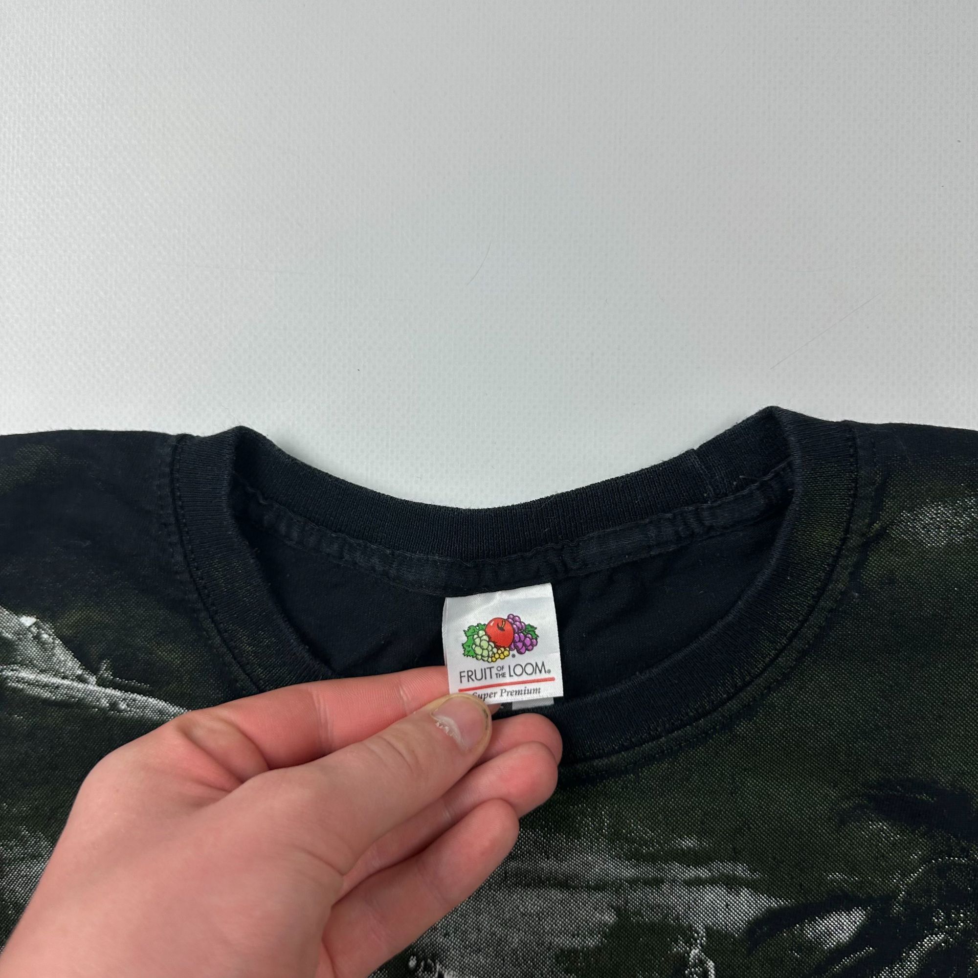 Vintage Rare Vintage Fruit of the Loom WWII-Themed Full Print T-Shir Size US L / EU 52-54 / 3 - 2 Thumbnail
