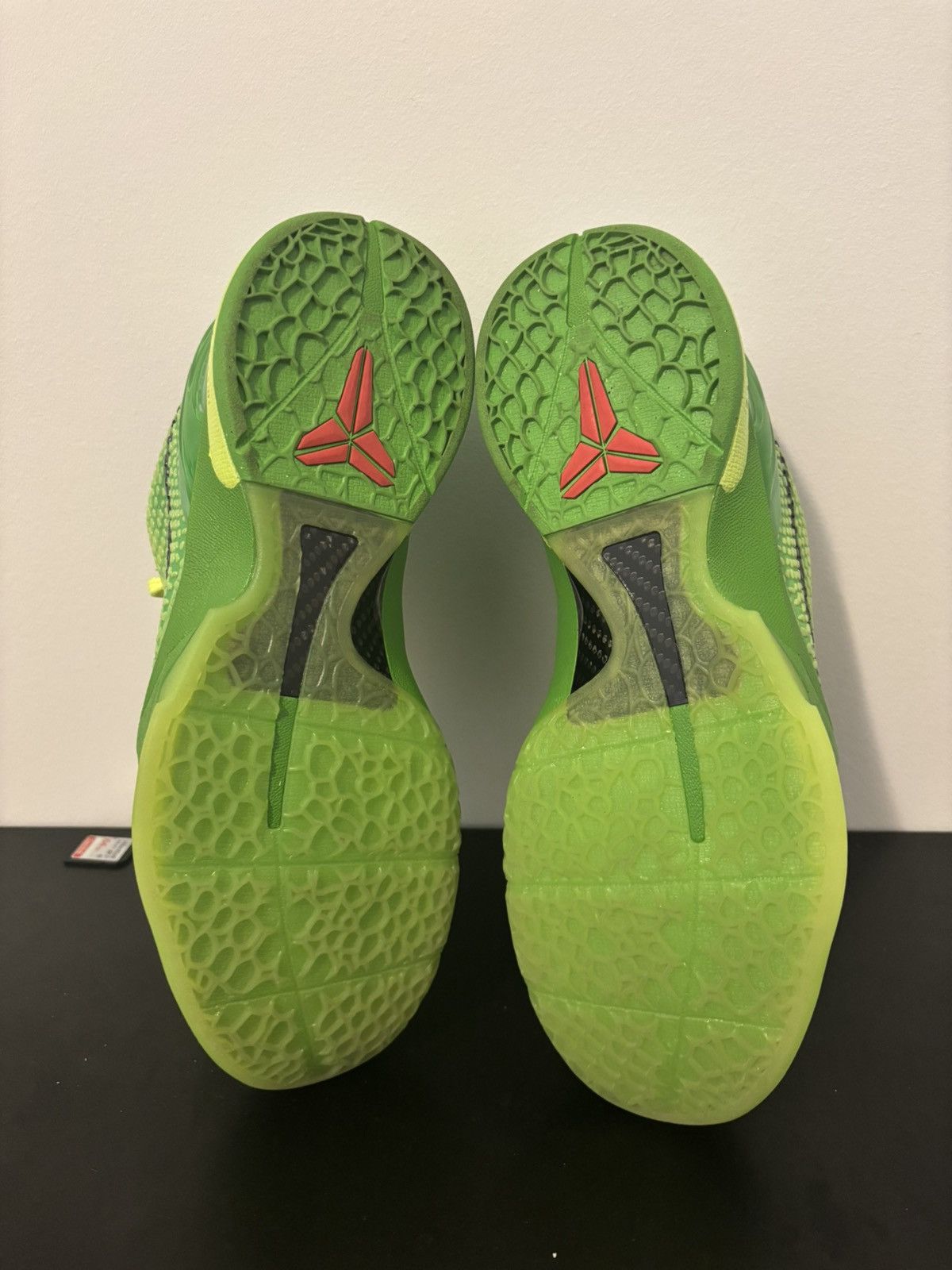 Nike Kobe 6 Grinch Size US 11 / EU 44 - 6 Thumbnail