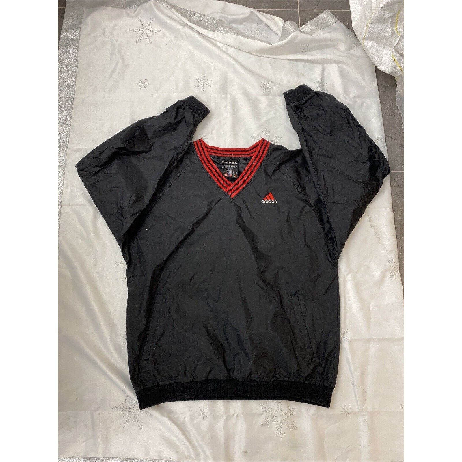 Adidas Vintage 90s Adidas V Neck Nylon Windbreaker Pullover Size L Size US L / EU 52-54 / 3 - 10 Thumbnail