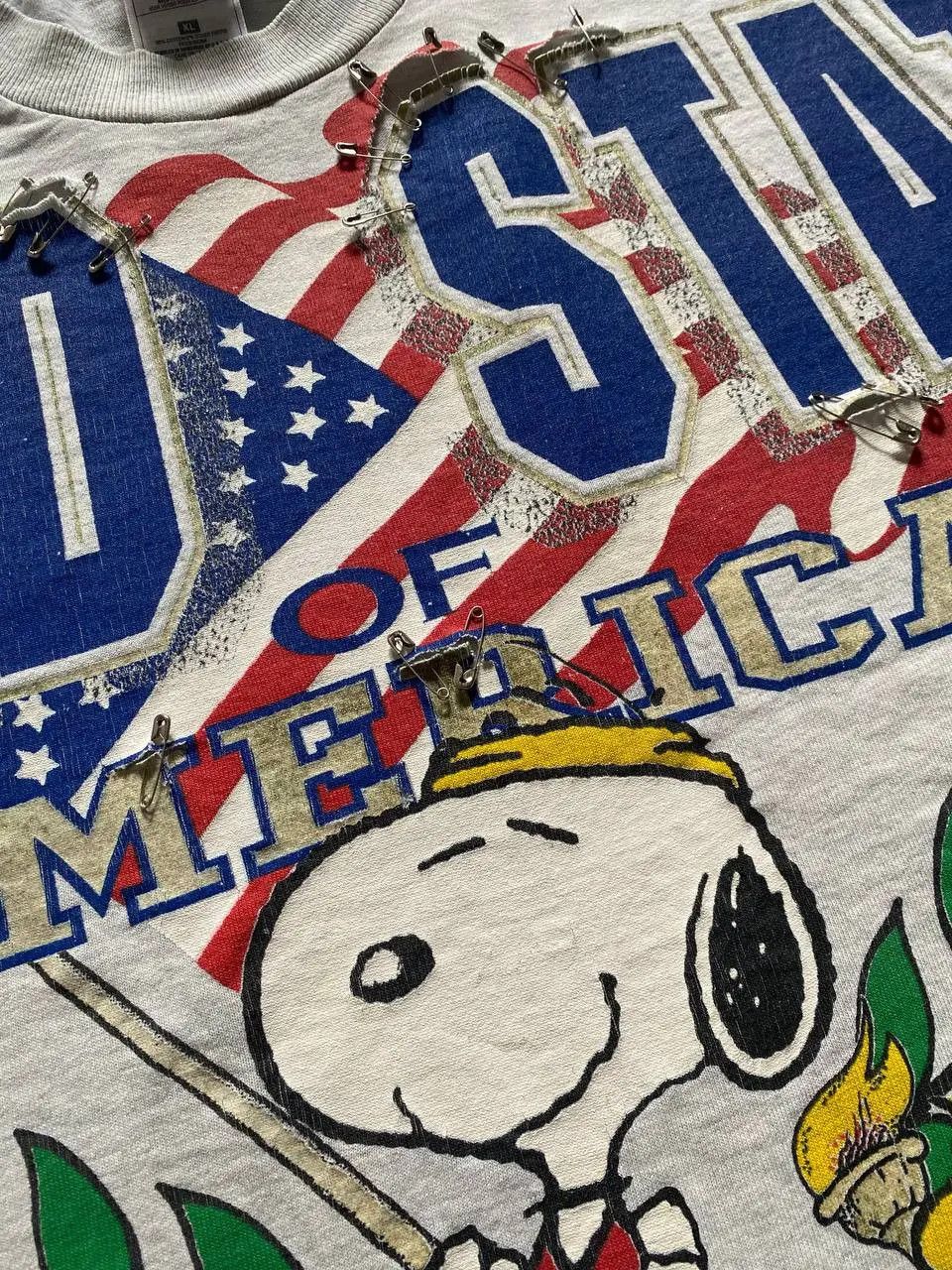 Cartoon Network VINTAGE 90s PEANUTS SNOOPY USA DISTRESSED CARTOON T SHIRT Size US XL / EU 56 / 4 - 6 Thumbnail