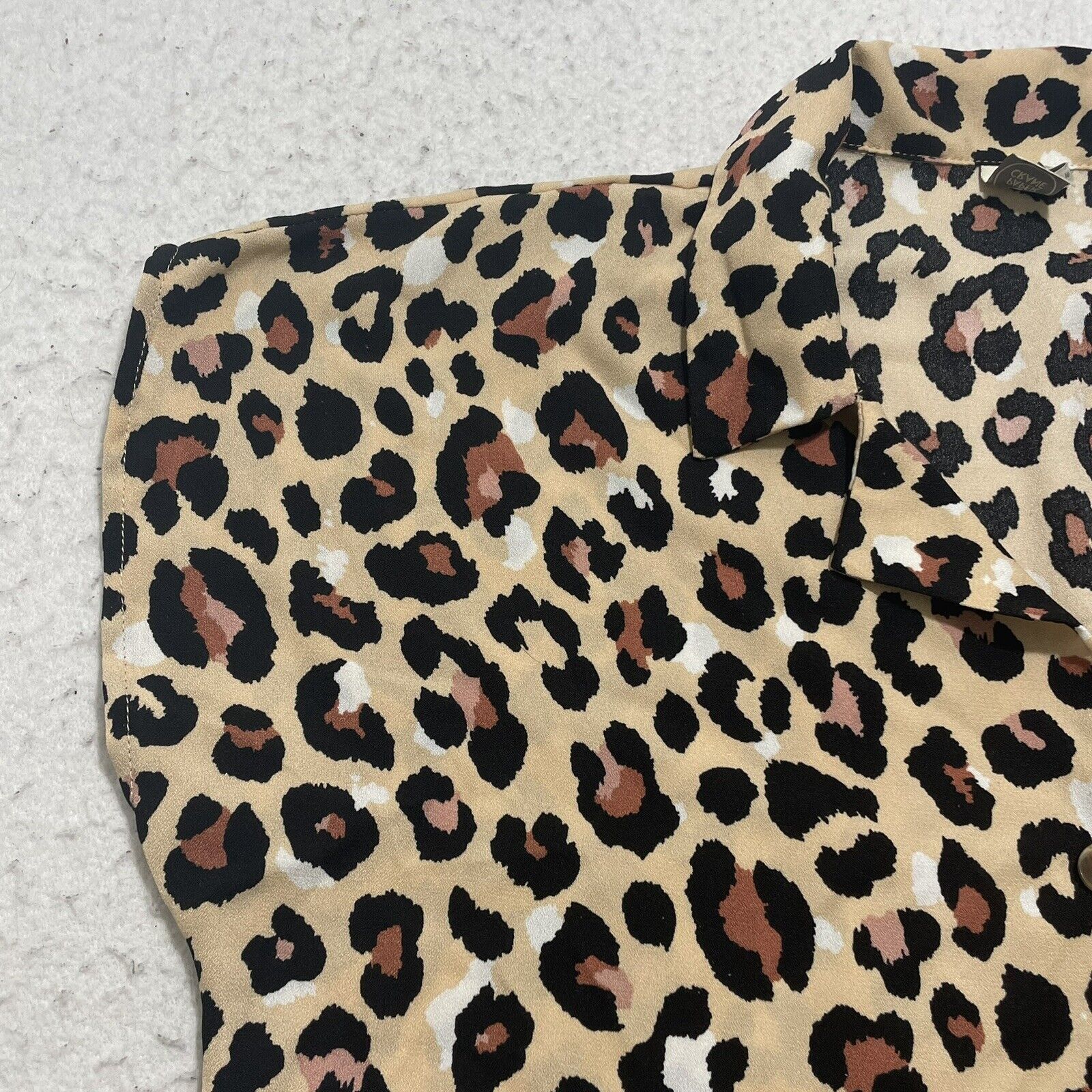 Other Paper Crane Cheetah Print Button Front Short Sleeve Collared Size M / US 6-8 / IT 42-44 - 4 Thumbnail