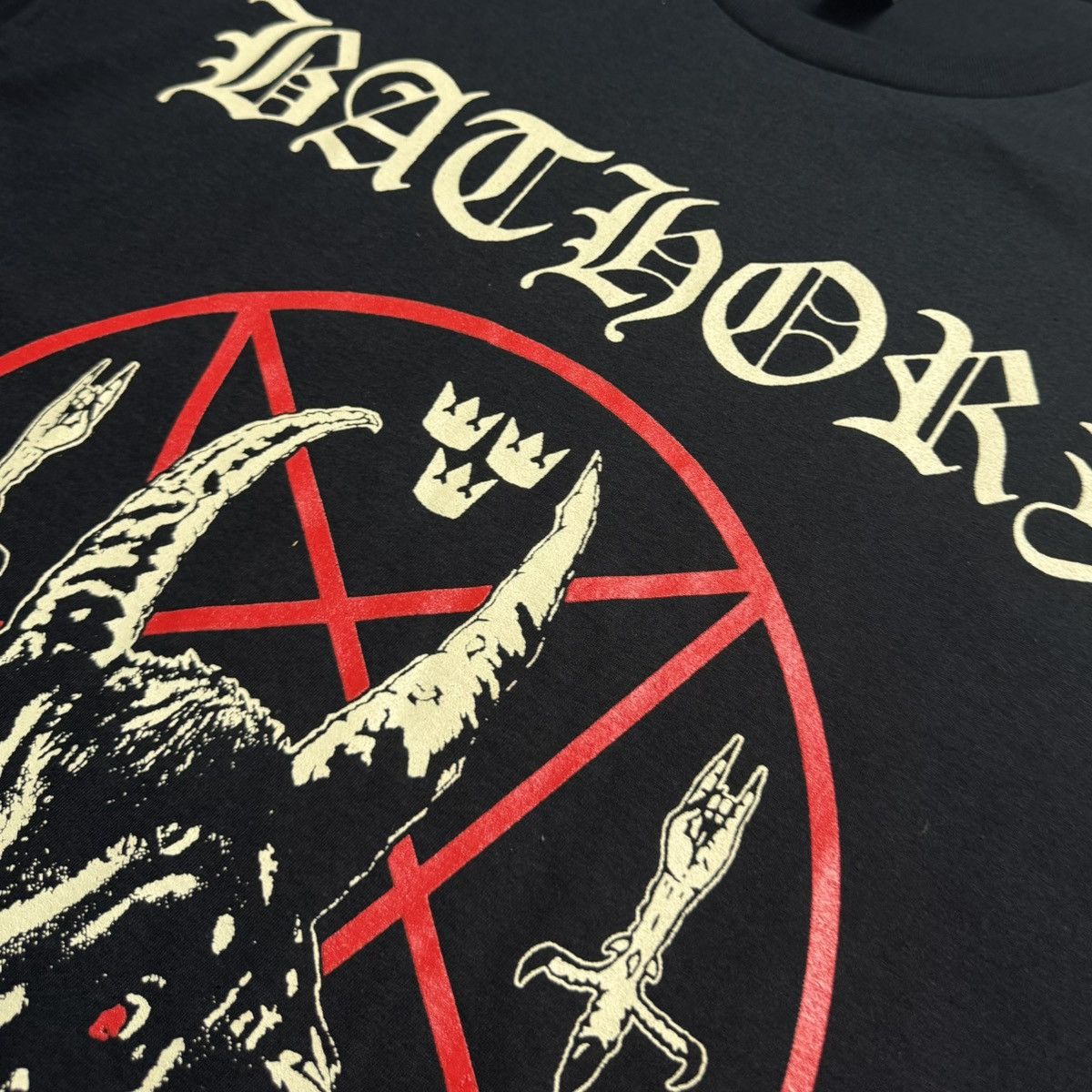 Band Tees Rare Bathory T Shirt Size US L / EU 52-54 / 3 - 4 Thumbnail
