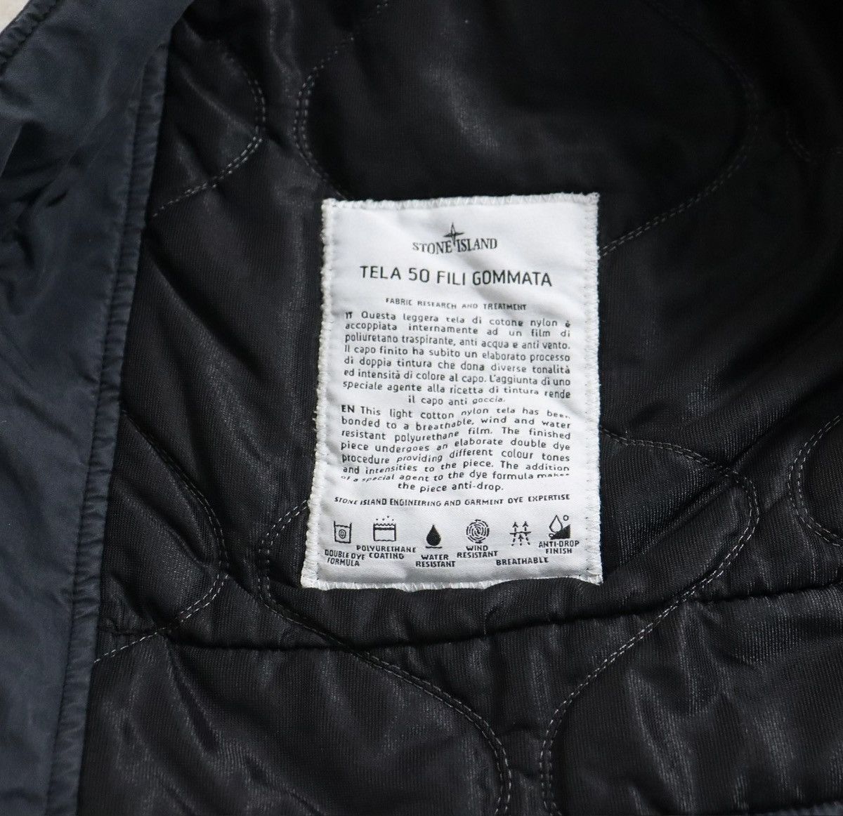 Stone Island Stone Island Tela 50 fili Gommata Padded Garments Size US M / EU 48-50 / 2 - 8 Thumbnail