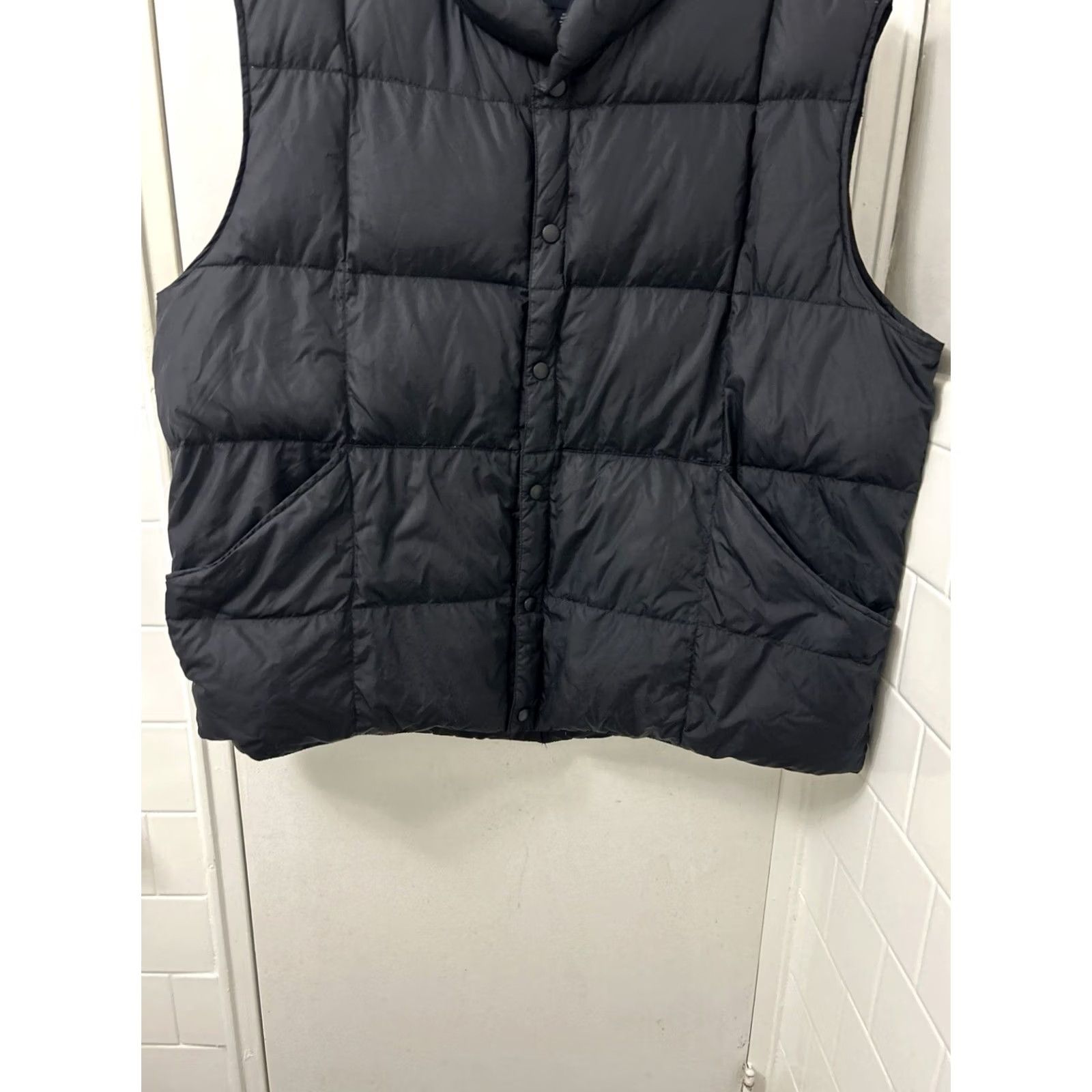 Lands' End VINTAGE Lands' End Vest Mens 2XL Black Puffer Down Snap Front Stand-Up Collar Quilted Bodywarmer with Pockets Size US XXL / EU 58 / 5 - 3 Thumbnail