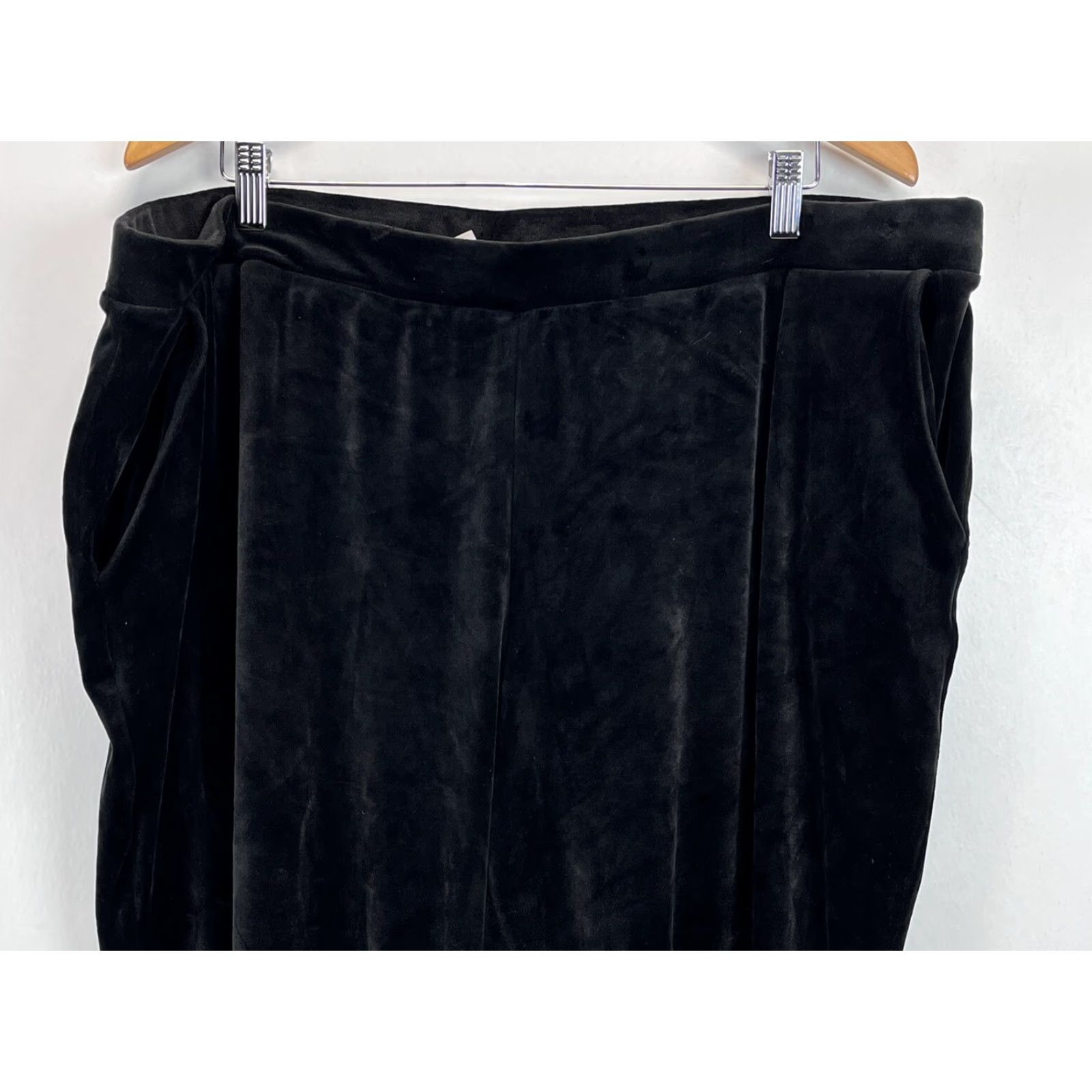 Vintage CHICO'S Black Velour Pants Plus Size 20/22 Casual Pull-On Elastic Waist with Pockets Women's Size 42" / US 20 - 2 Thumbnail