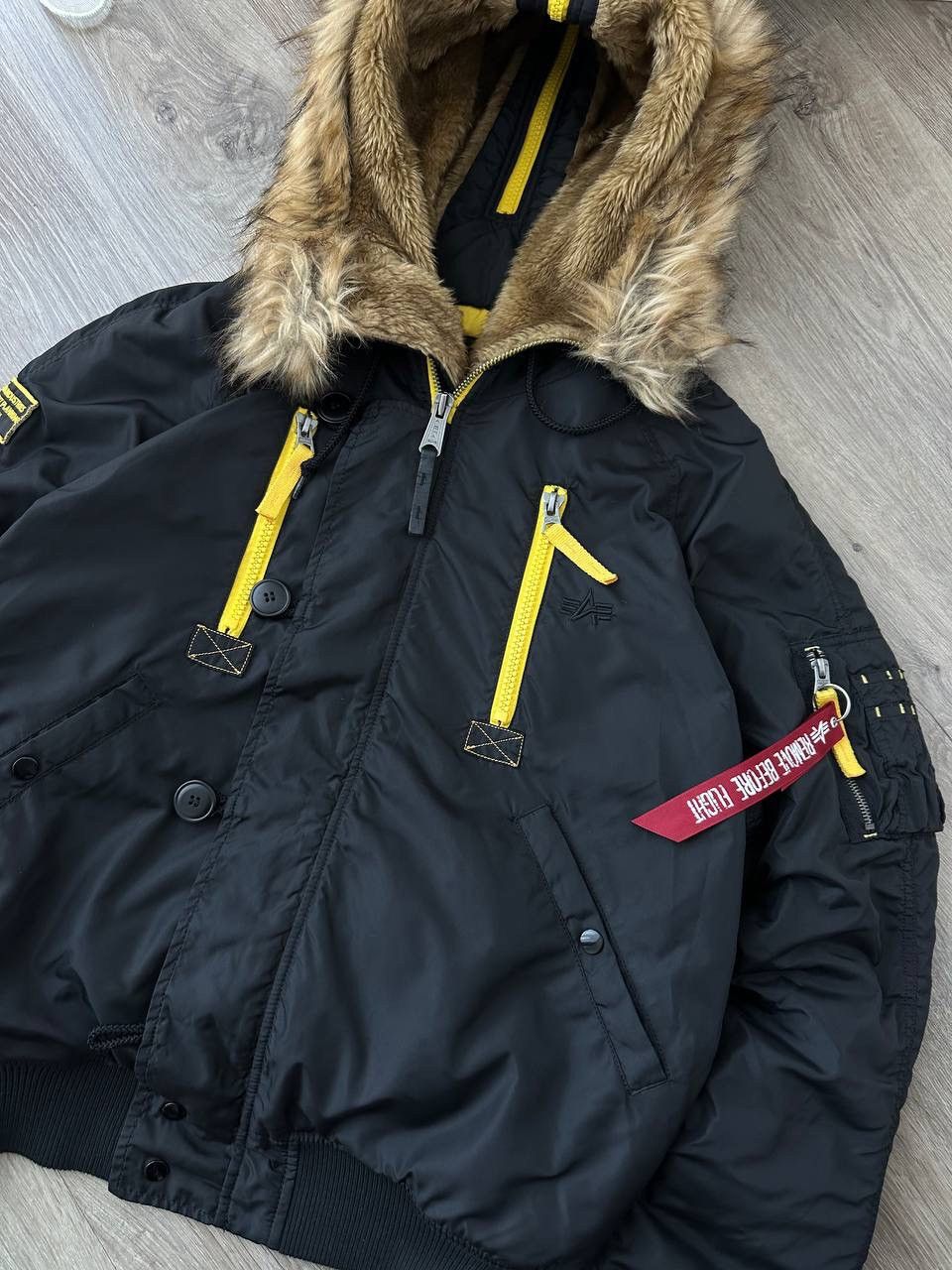 Alpha Industries × Vintage Vintage Alpha Industries Faux Fur Black Bomber Jacket Size US L / EU 52-54 / 3 - 10 Thumbnail