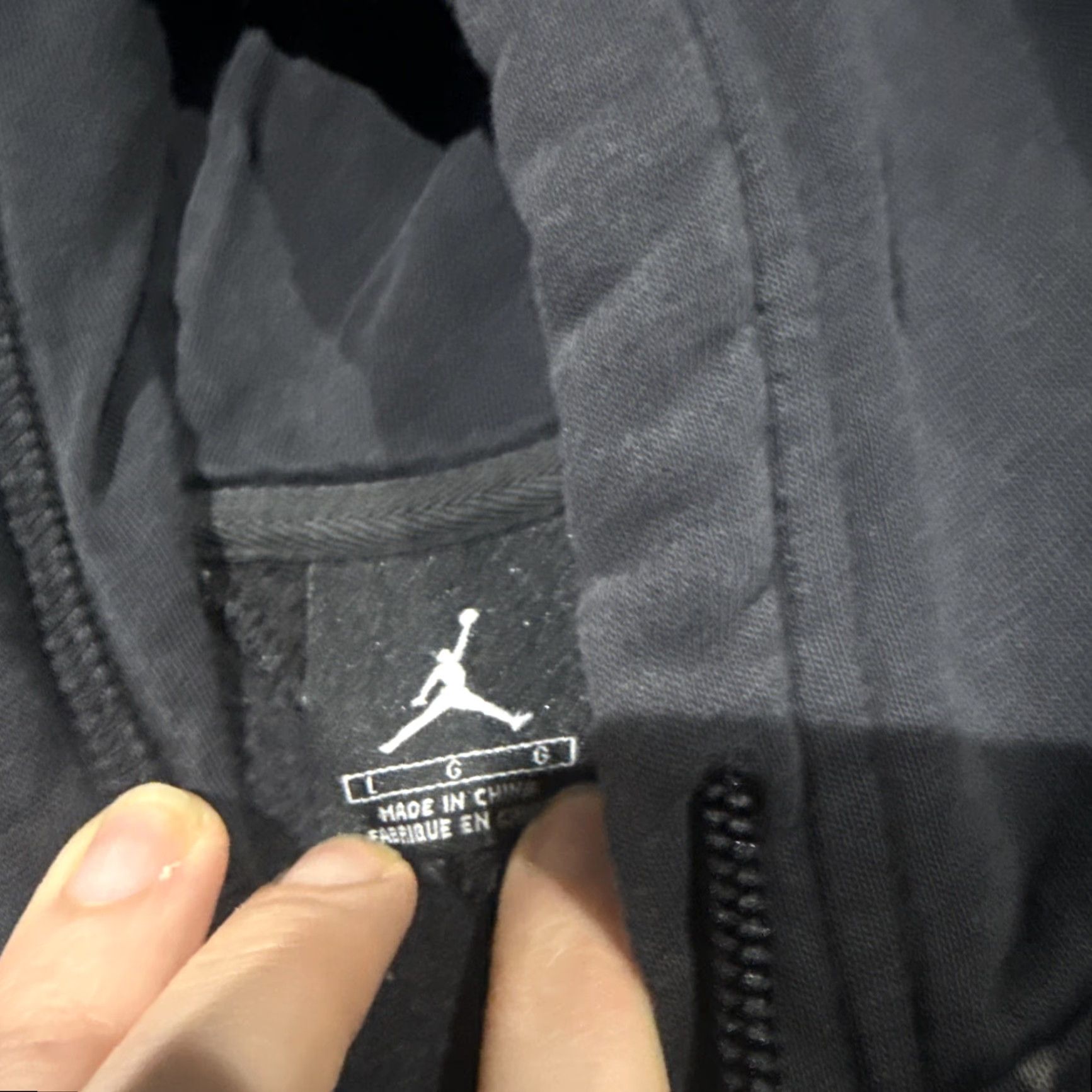 Jordan Brand Jordan Sweatshirt Mens Large Black Hoodie Pullover Long Sleeve Cement Elephant Logo Zipper Athletic Size US L / EU 52-54 / 3 - 3 Thumbnail