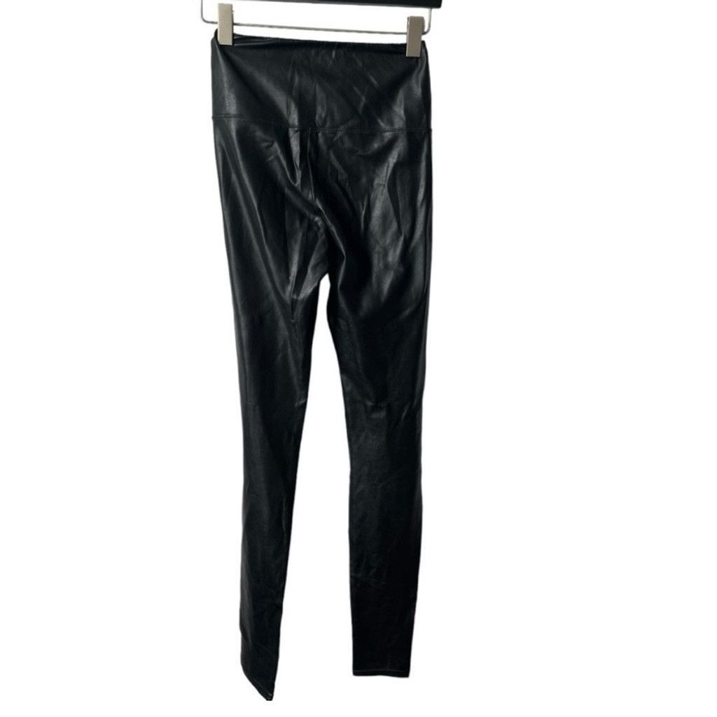 Aritzia Wilfred Free Daria Chic Black polyurethane Leggings Size XS Size 26" / US 2 / IT 38 - 5 Thumbnail