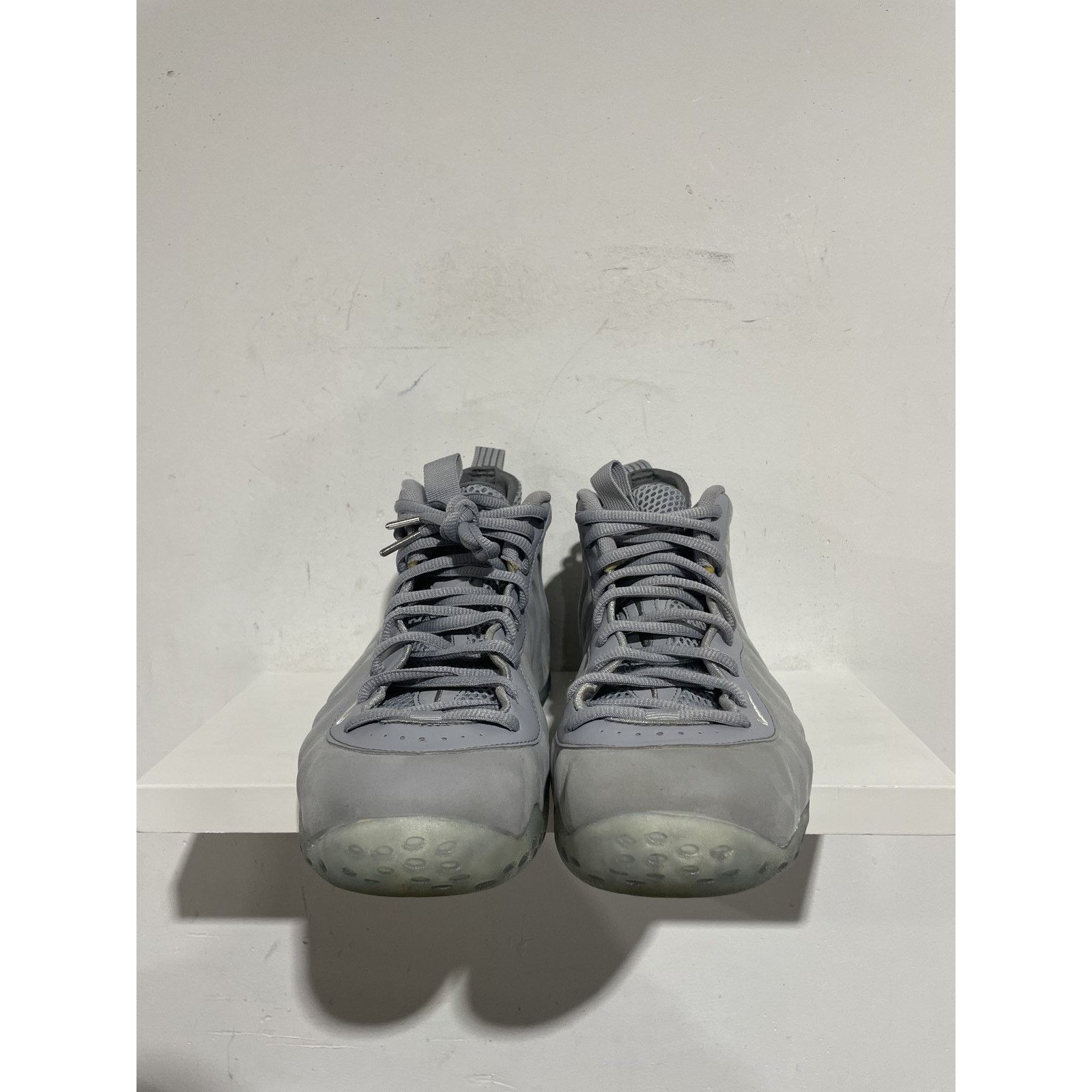 Nike NIKE AIR FOAMPOSITE ONE WOLF GREY SUEDE SIZE 10 PREOWNED Size US 10 / EU 43 - 4 Thumbnail