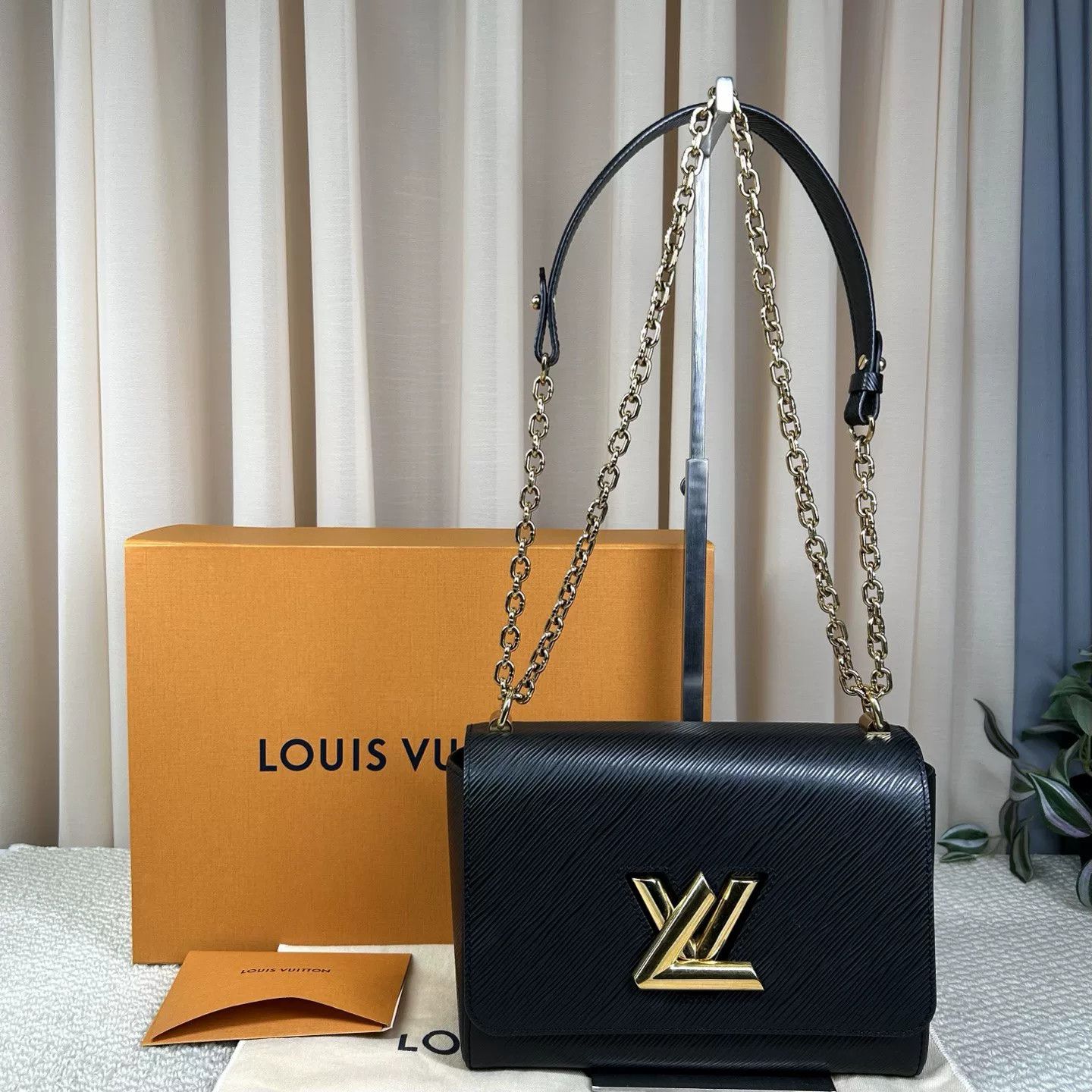 Louis Vuitton Pre-loved Bag Very good condition Size ONE SIZE - 1 Thumbnail