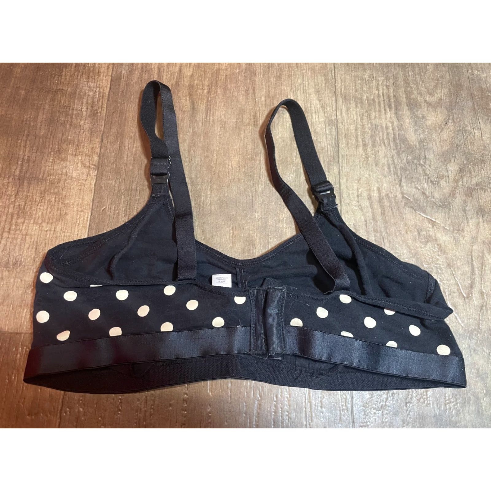 Vintage **Wireless Nursing Bra 36C Beige Polka Dot** User: **Beige Nursing Bra 36C Polka Dot** Size ONE SIZE - 3 Thumbnail