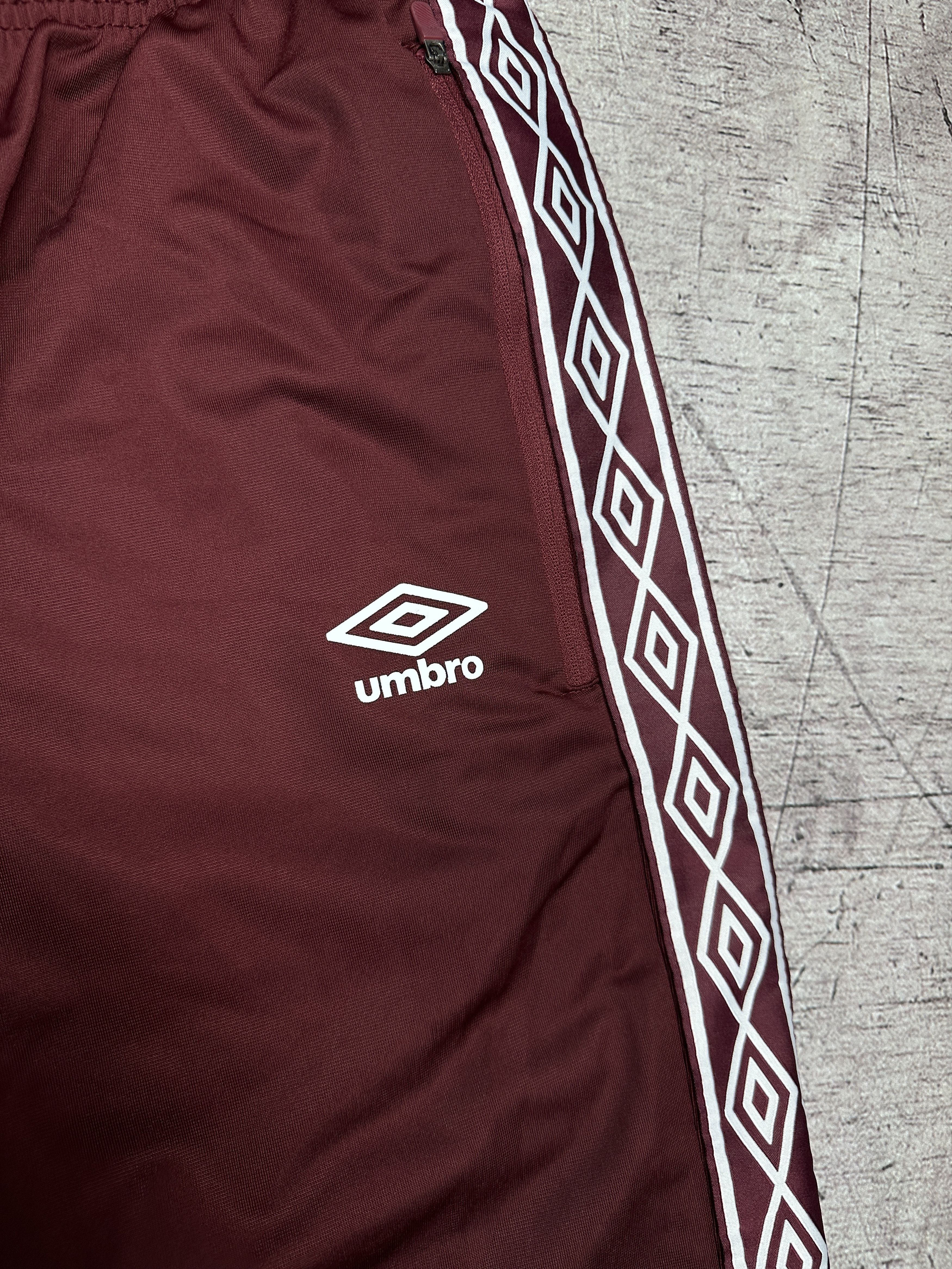 Umbro NEW! Umbro Mens Track Pants Size US 34 / EU 50 - 3 Thumbnail