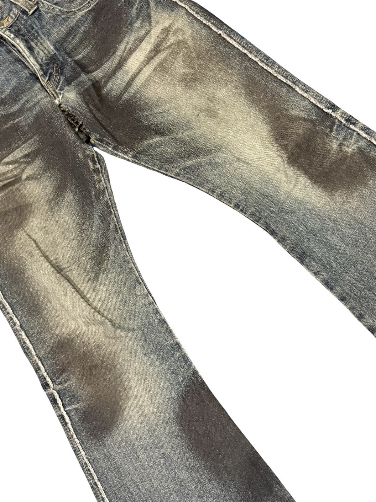 Tornado Mart TORNADO MART FLARED DISTRESSED BOOTCUTJEANS Size US 31 - 4 Thumbnail