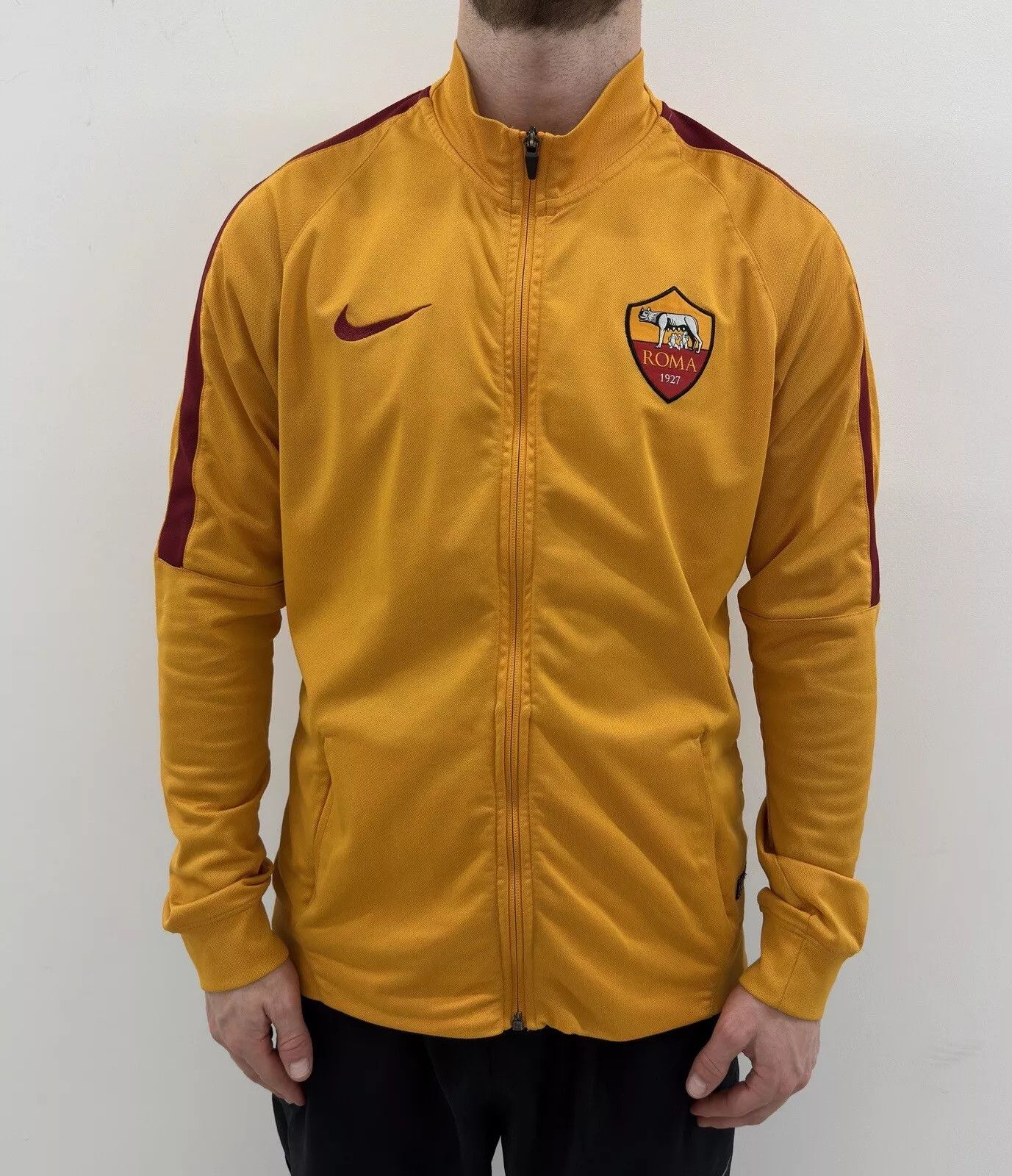 Nike DRI-FIT AS Roma トラックジャケット AS ROMA ITALY NIKE TRACK TOP JACKET 2020 2021 RED COLOR