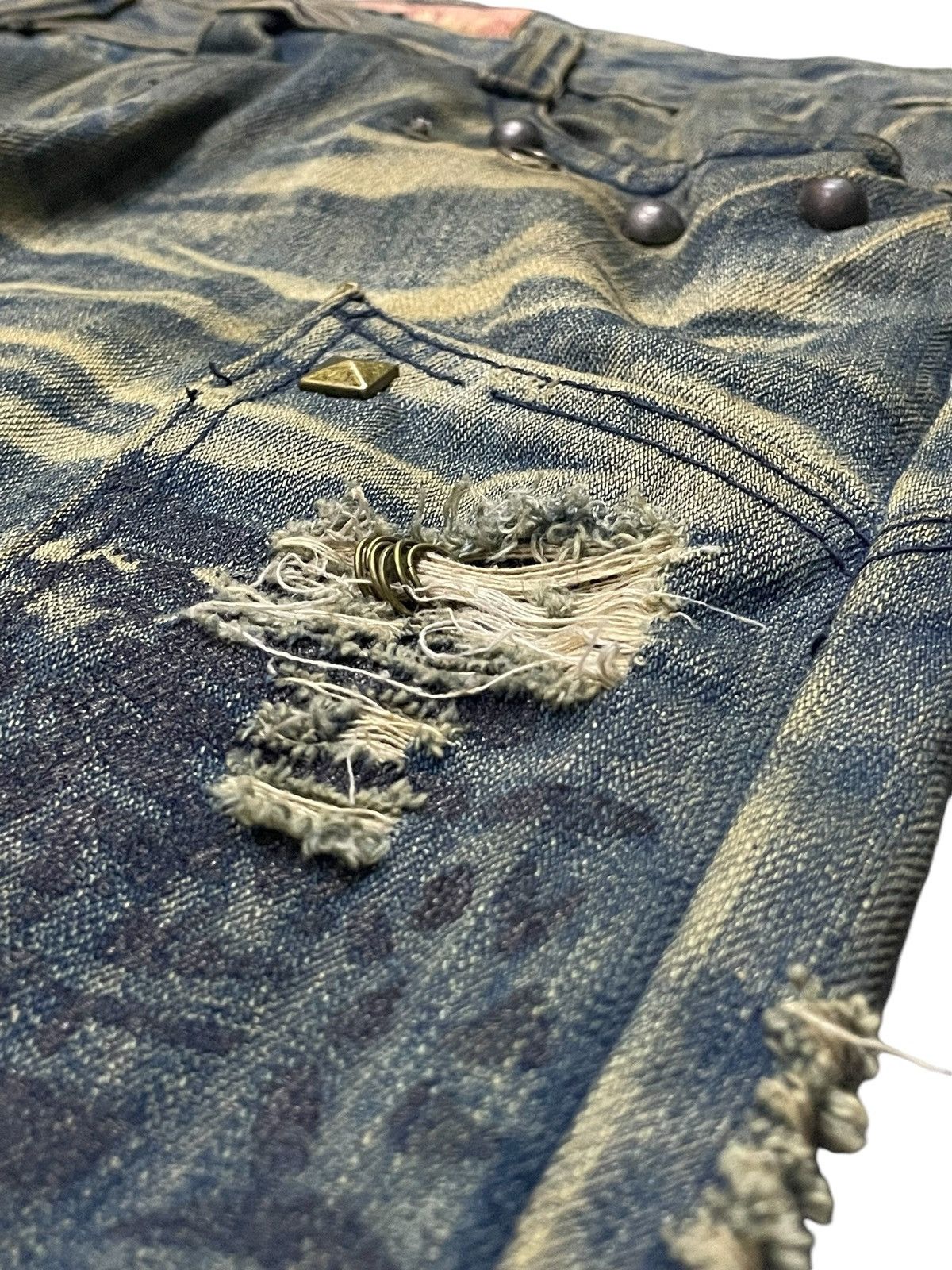 If Six Was Nine × Japanese Brand × Junya Watanabe Crazy Race Pierced & Studded Panelled Poem Mud Jeans Size US 32 / EU 48 - 14 Thumbnail