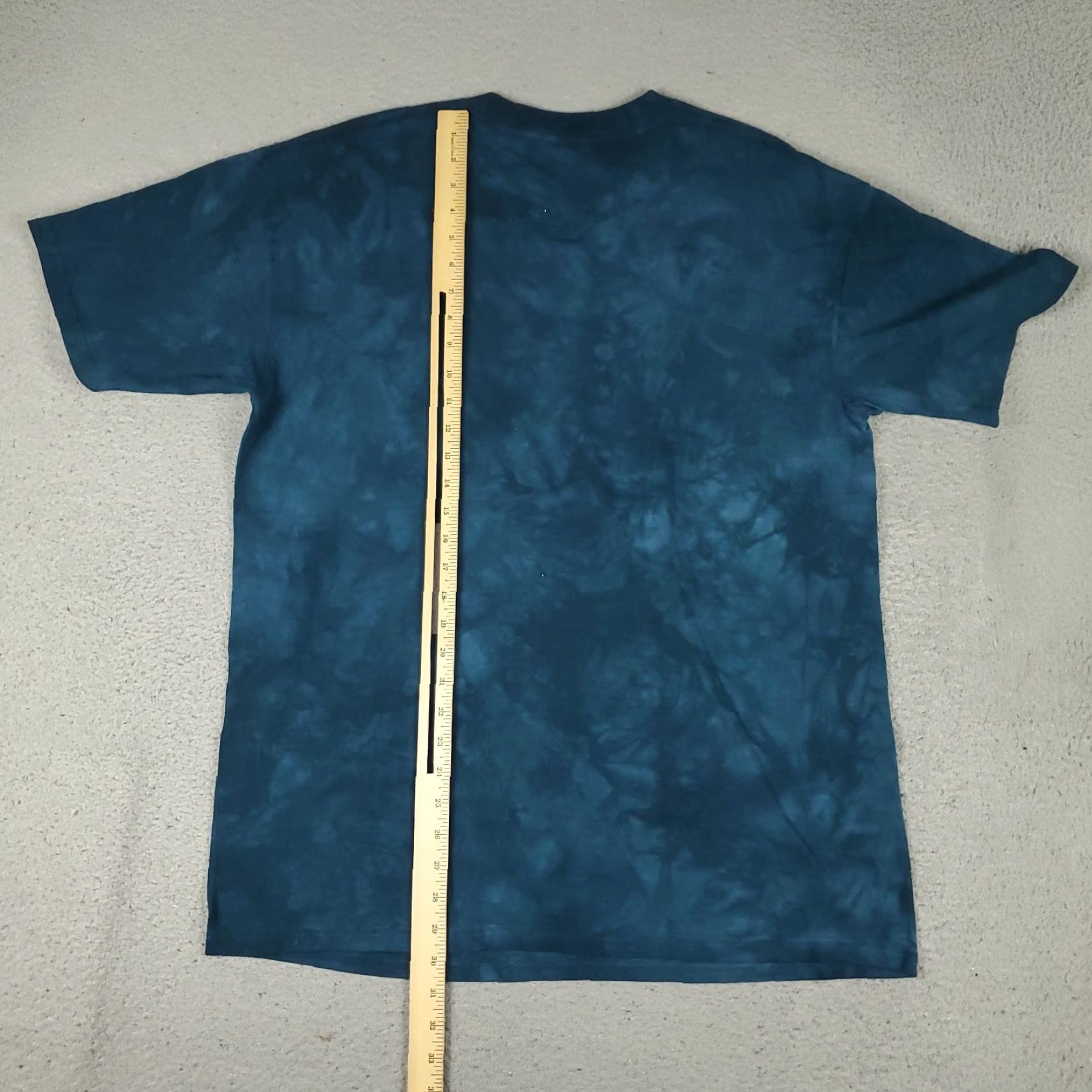 The Mountain The Mountain Graphic T-Shirt Mens XL Blue Wolf Lookout Short Sleeve Size US XL / EU 56 / 4 - 4 Thumbnail