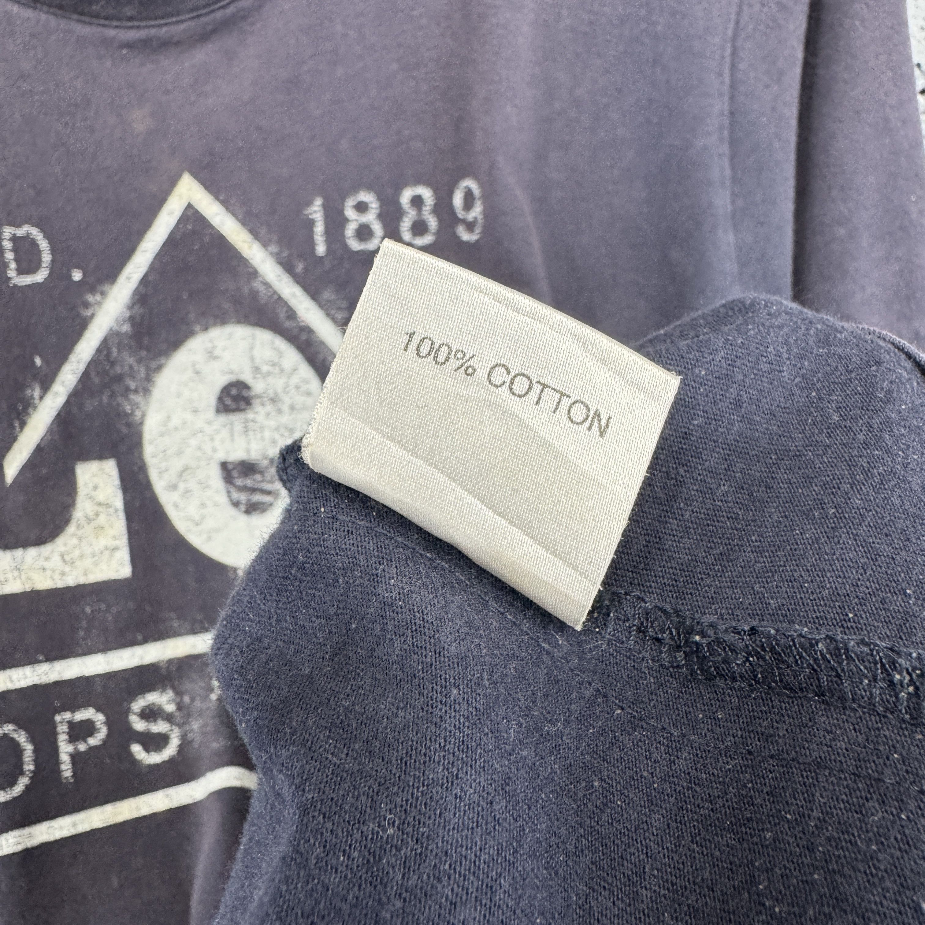 Vintage Rare Vintage Sunfaded Lee Big Logo Tshirt Size US L / EU 52-54 / 3 - 8 Thumbnail