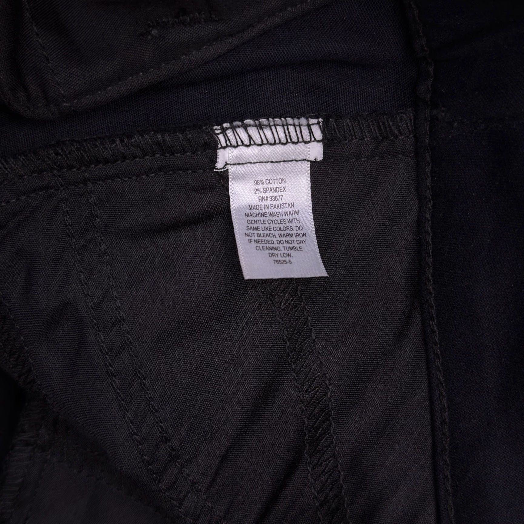 Vintage **St. John's Bay Women's Black Capri Pants Mid Rise Stretch** User: St. John's Bay Women's Black Capri Pants Mid Rise Stretch Size ONE SIZE - 5 Thumbnail