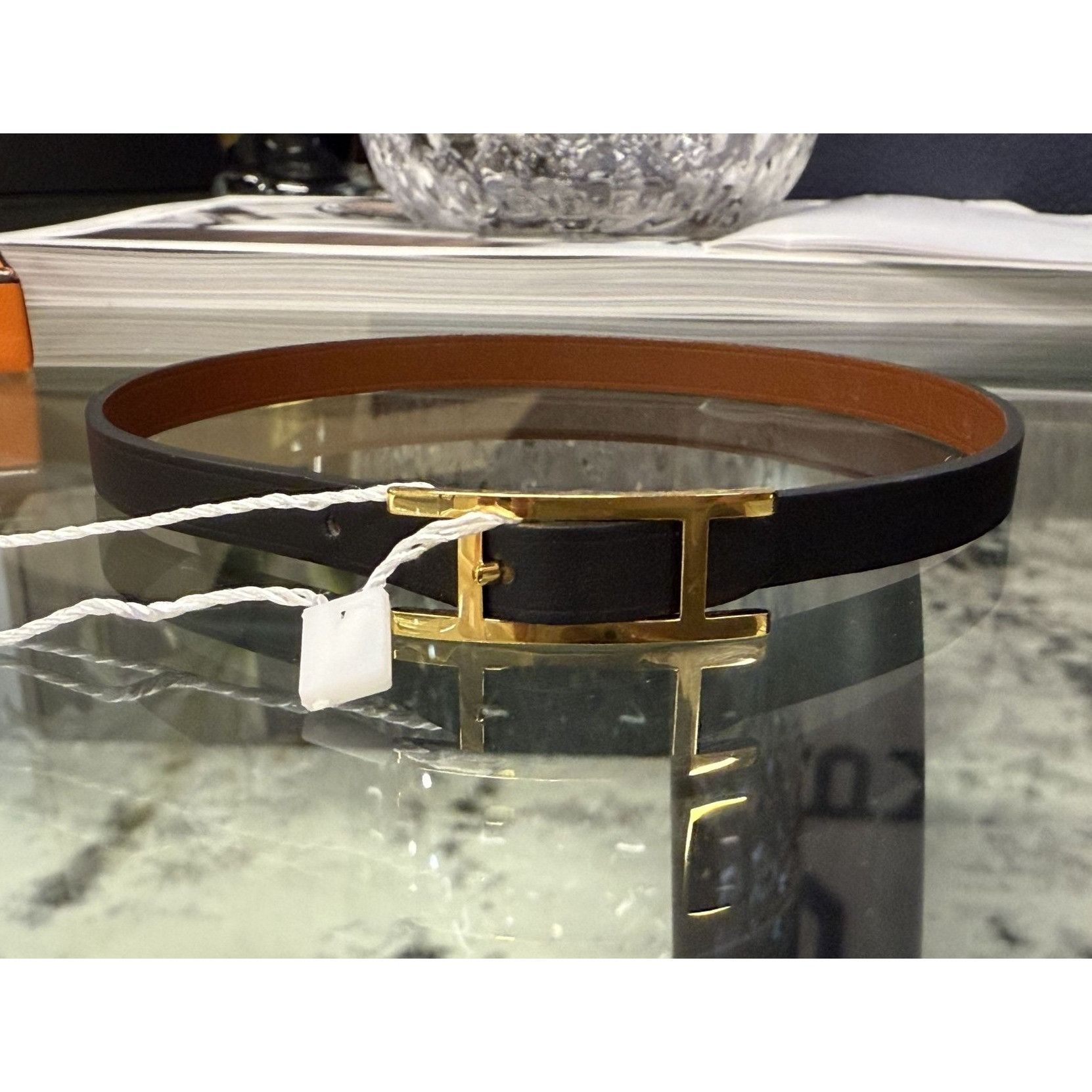 Hermes Hermès Black & Tan Reversible Leather Bracelet With Gold-Pla Size ONE SIZE - 1 Thumbnail