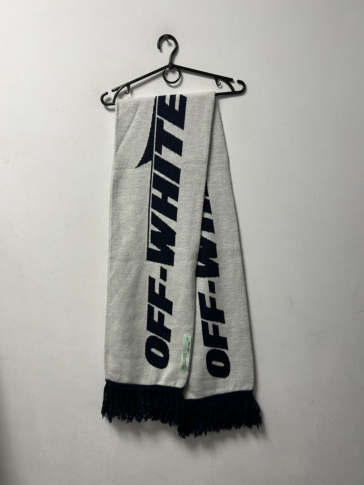 Off-White Off-White Scarf White Big Logo Luxury Size ONE SIZE - 1 Thumbnail