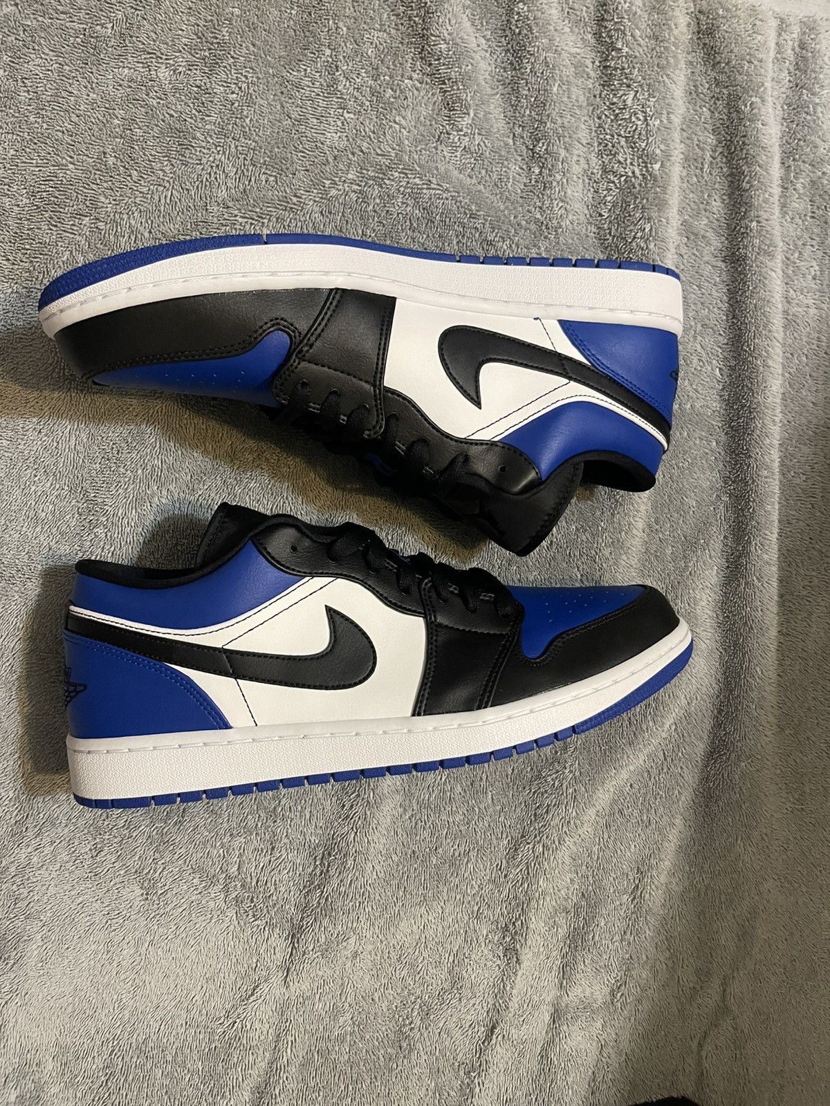 Jordan Brand × Nike Jordan 1 Low - Royal Toe Size US 12 / EU 45 - 2 Thumbnail