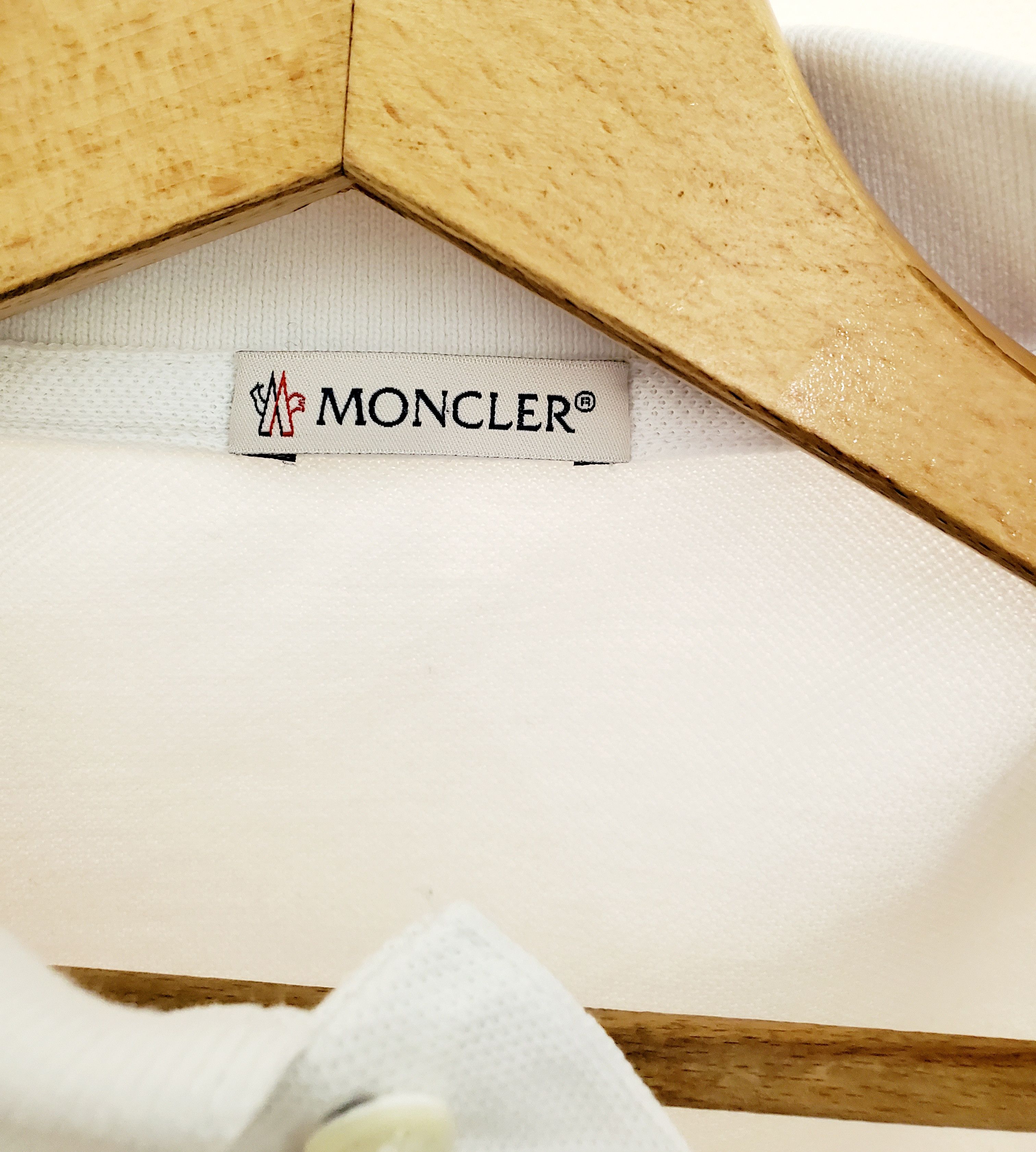 Moncler Moncler Polo Shirt Large Logo Patch perfect condition Xl Size US XL / EU 56 / 4 - 4 Thumbnail