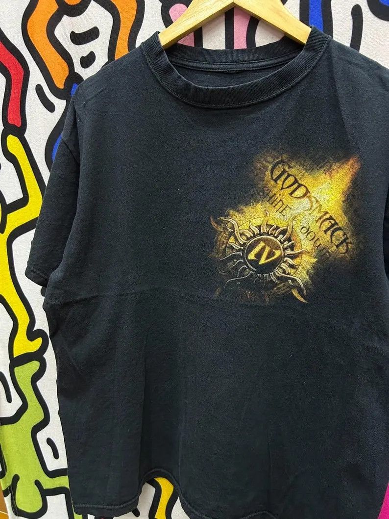 Vintage Vintage 2000s Godsmack Band tshirt size XL Size US XL / EU 56 / 4 - 1 Thumbnail