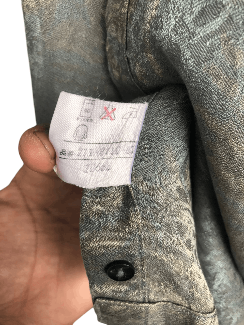 Pierre Balmain Vintage Pierre Balmain Button Up Shirt Nice Design Size US M / EU 48-50 / 2 - 13 Thumbnail
