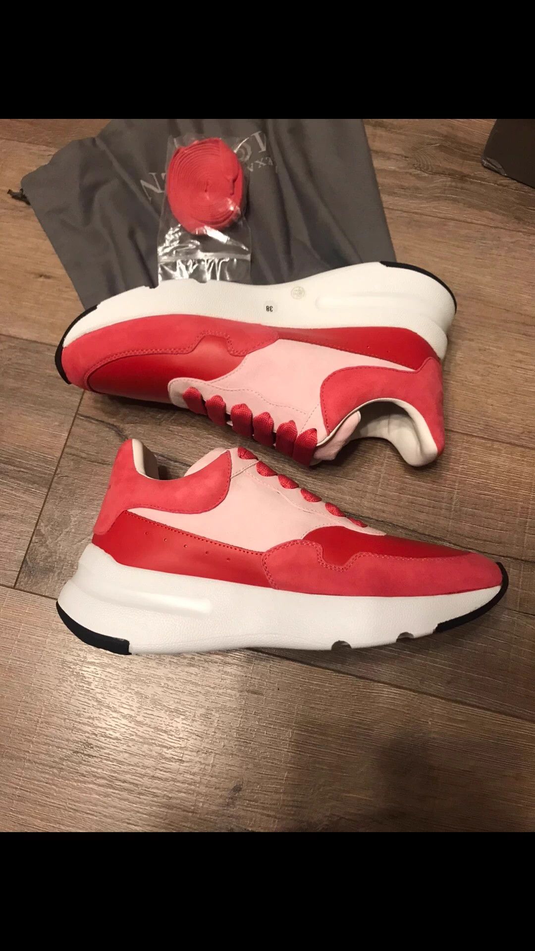 Alexander McQueen Alexander McQueen Runner Red Lambskin Leather Trainer Size US 7 / IT 37 - 3 Thumbnail