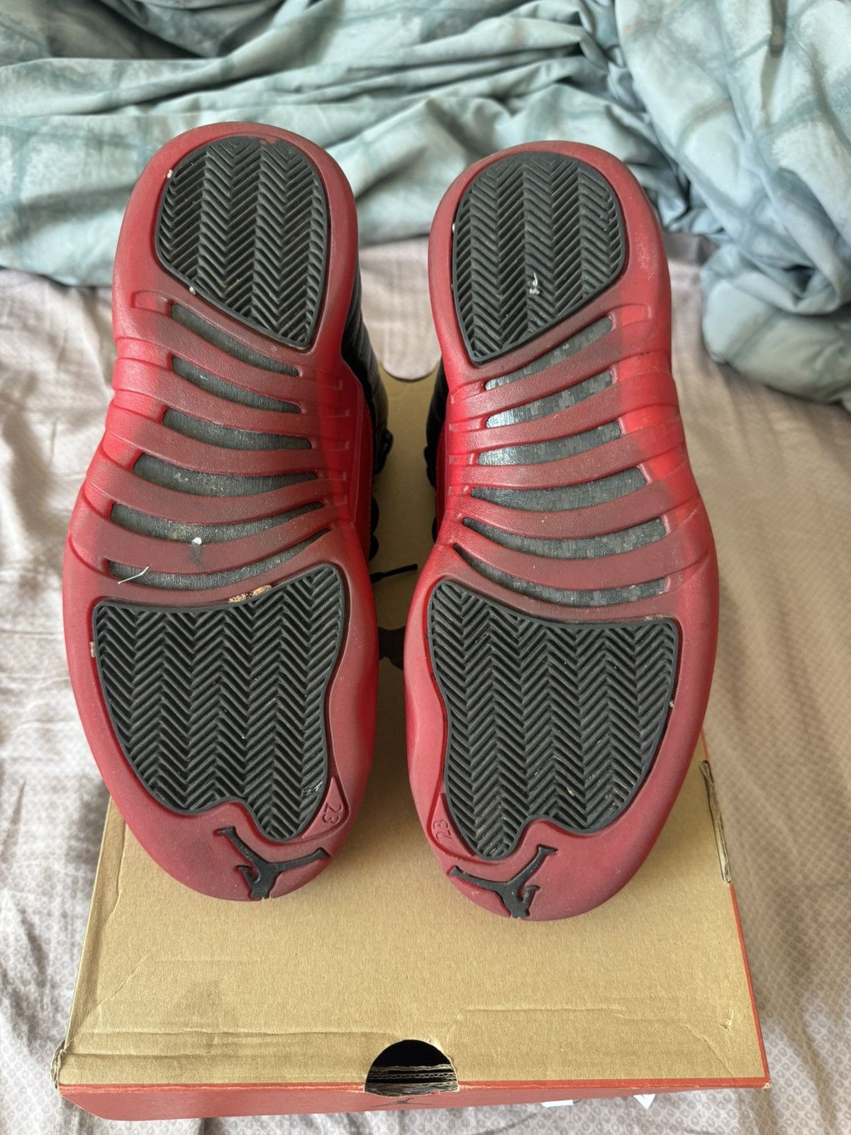Jordan Brand Jordan 12 Flu Game 2016 Size US 9 / EU 42 - 6 Thumbnail