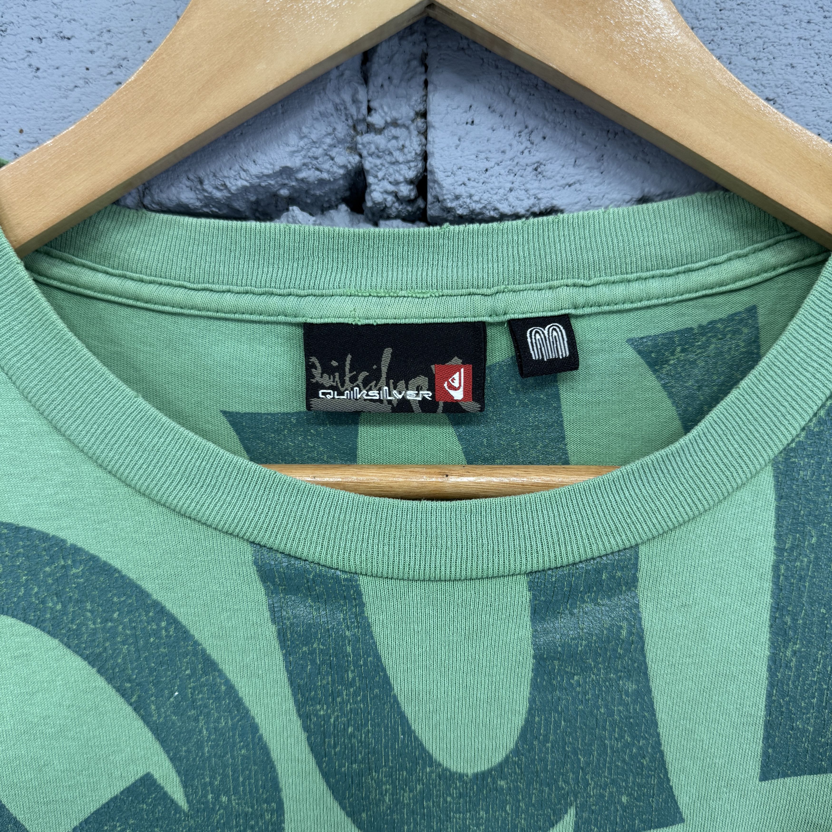 Quiksilver Vintage Quicksilver Surf Company Sunfaded Tshirt Size US M / EU 48-50 / 2 - 5 Thumbnail
