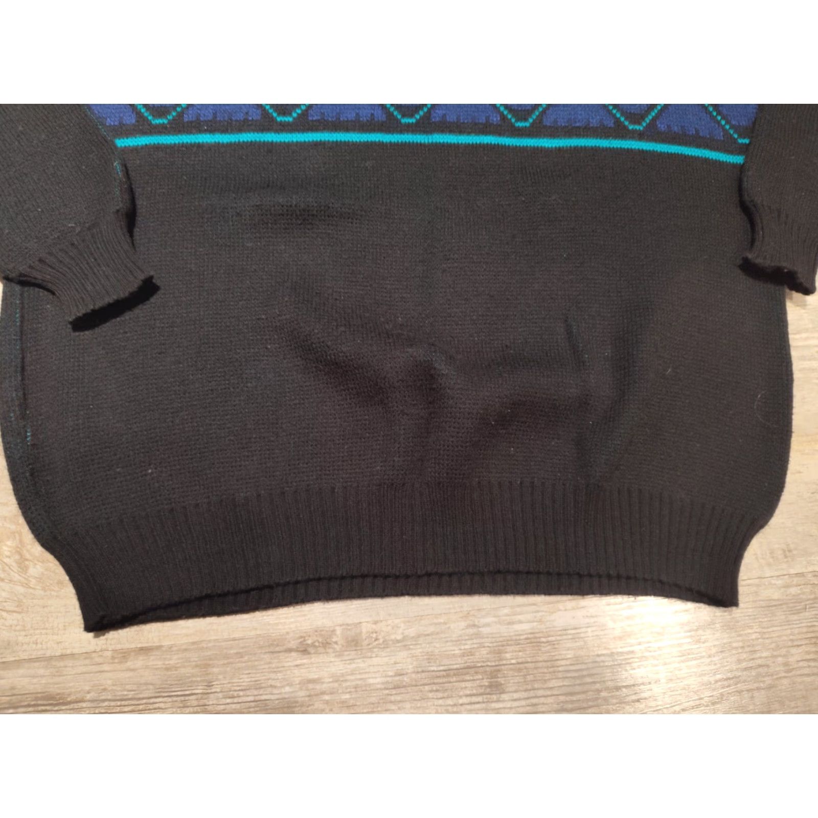 Vintage VINTAGE Le Tigre Geometric Pullover Sweater XL Men Crew Neck Acrylic Multi 90s Fall Winter Spring Size US XL / EU 56 / 4 - 2 Thumbnail