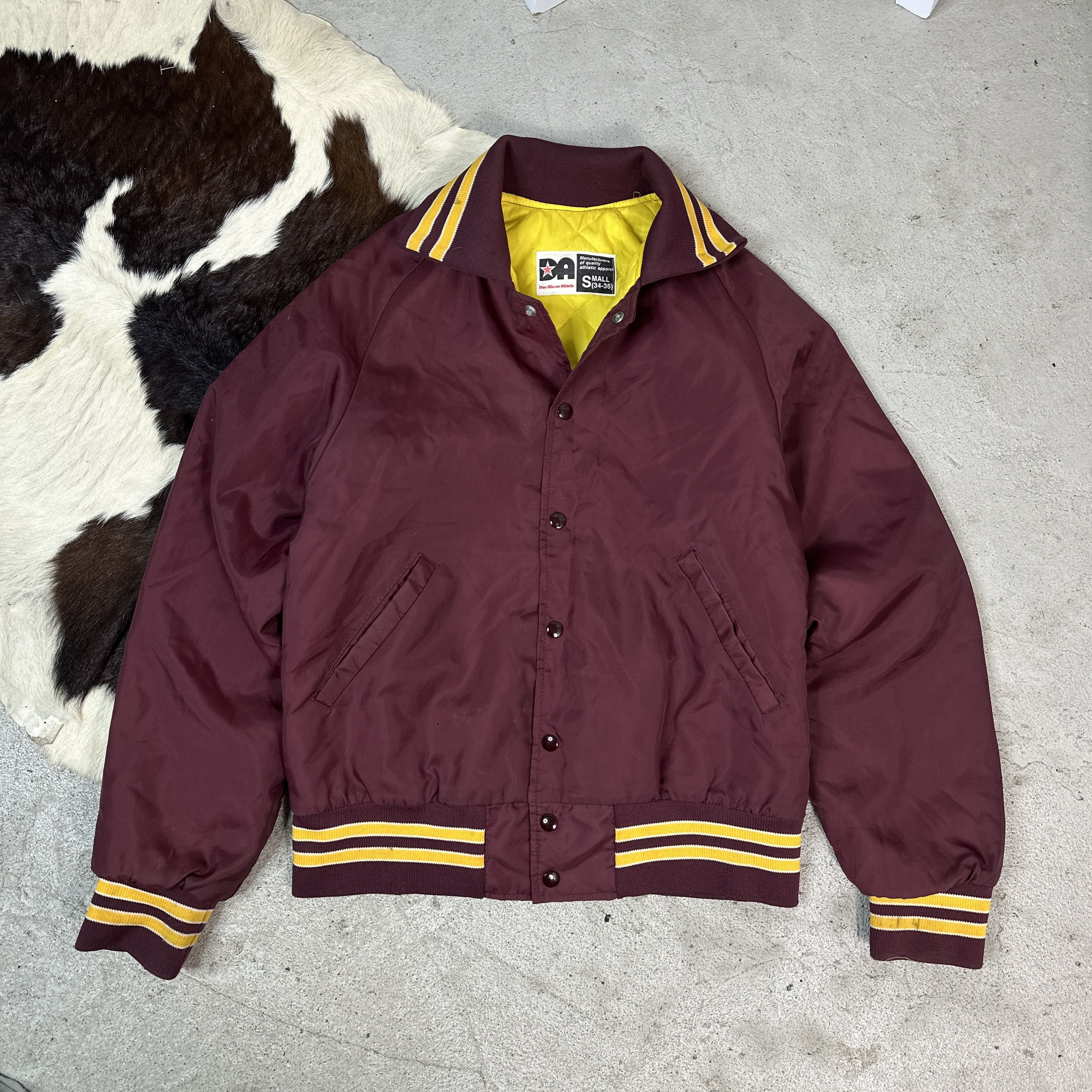Vintage Waterloo Pirates 90s Vintage Jacket Size US S / EU 44-46 / 1 - 4 Thumbnail