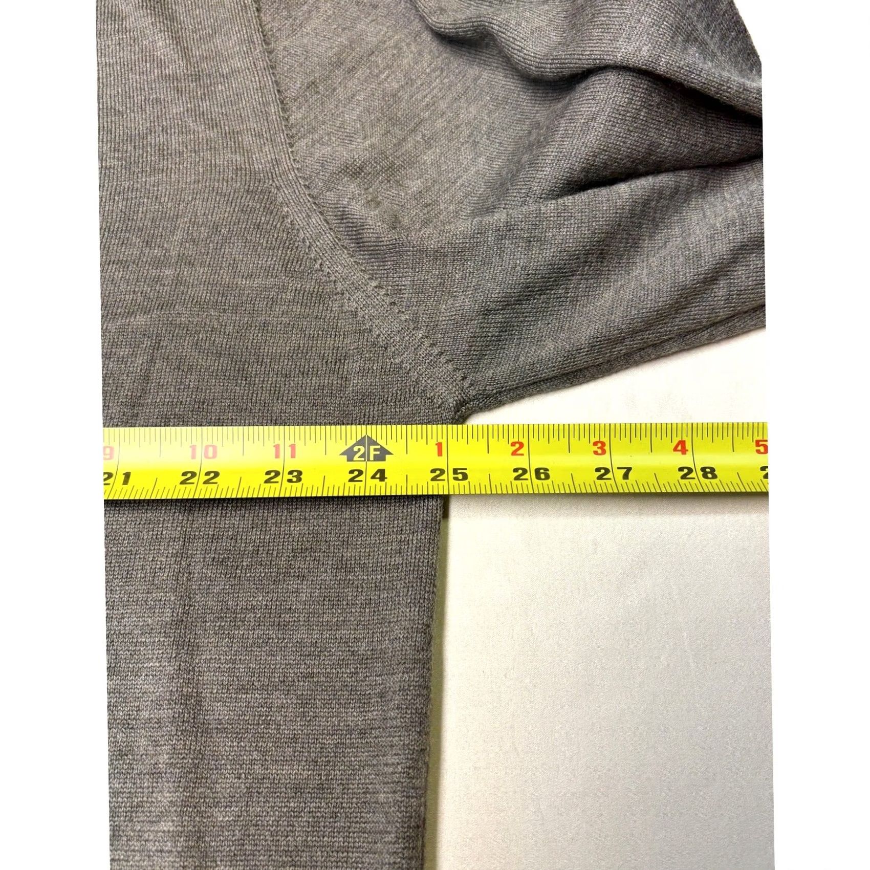 Vintage Joseph & Lyman Sweater Mens XXL Gray V Neck Merino Wool Made in Italy Size US XXL / EU 58 / 5 - 5 Thumbnail