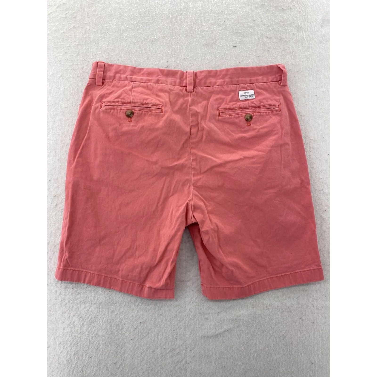 Vineyard Vines Vineyard Vines Club Shorts Mens 34 Pink Flat Front Chino Casual Cotton Shirt Adult 34 Pink 90s American Outdoor Preppy Mens Size US 34 / EU 50 - 5 Thumbnail