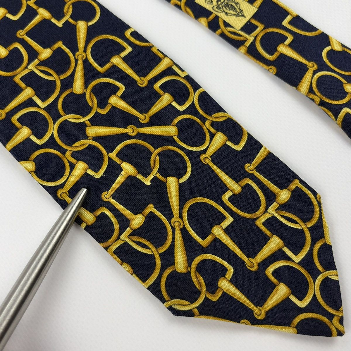 Gucci Gucci Vintage Silk Tie rare nice design Made in Italy Size ONE SIZE - 12 Thumbnail