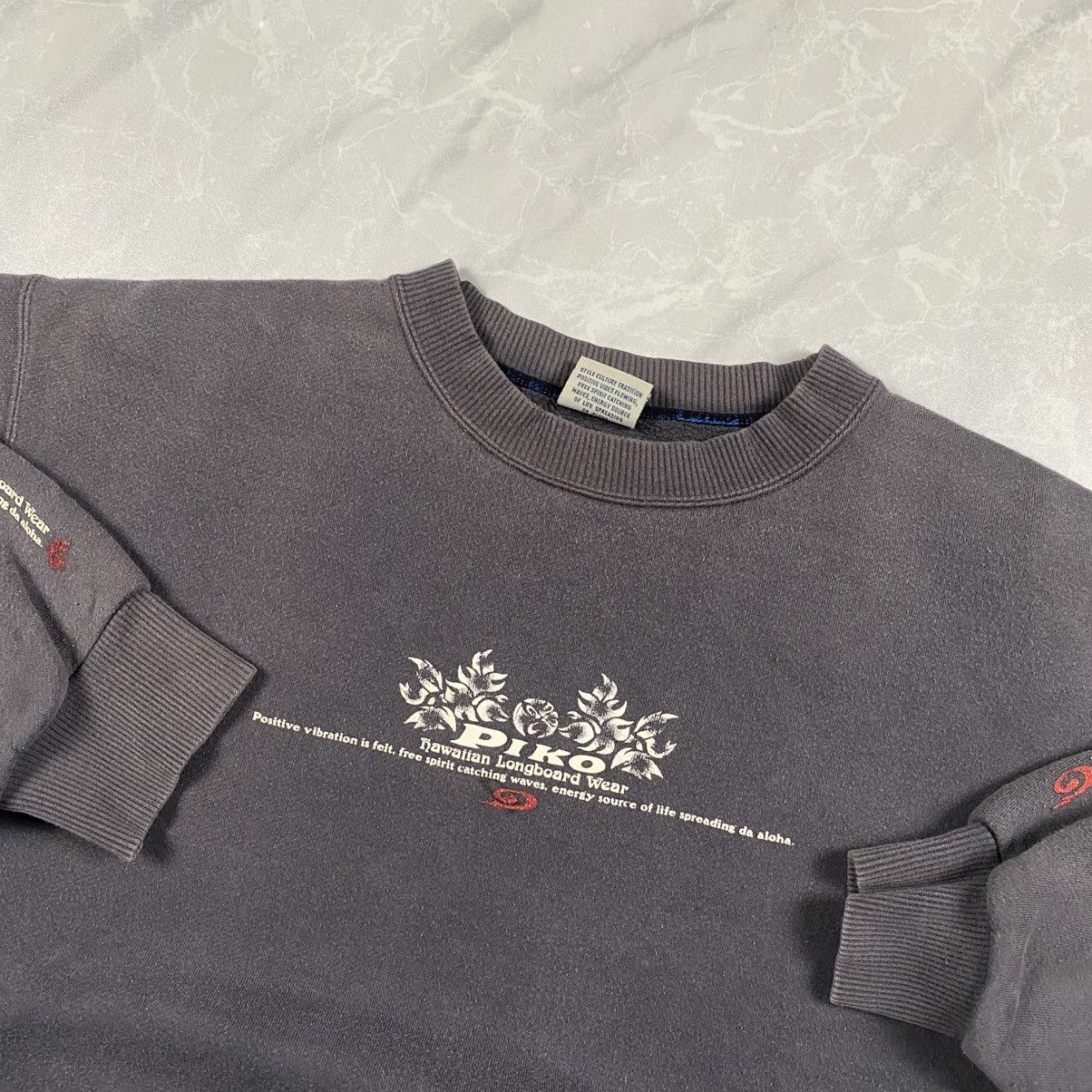 Japanese Brand Vintage y2k Sunfaded Piko Surf Hawaii Boxy Crewneck Size US L / EU 52-54 / 3 - 6 Thumbnail