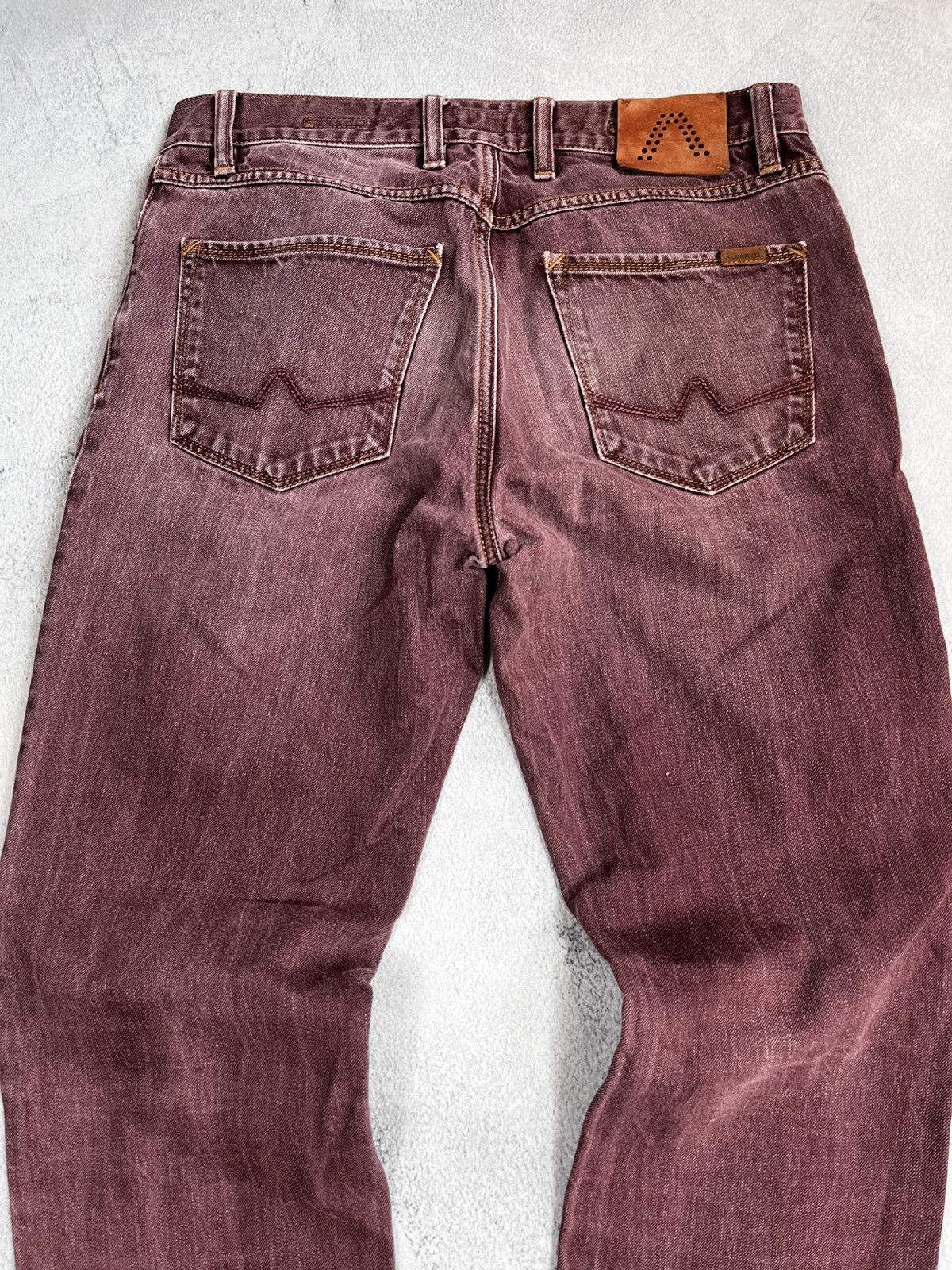 Japanese Brand × Vintage Vintage Y2K washed faded denim jeans streetwear size 34 Size US 34 / EU 50 - 2 Thumbnail