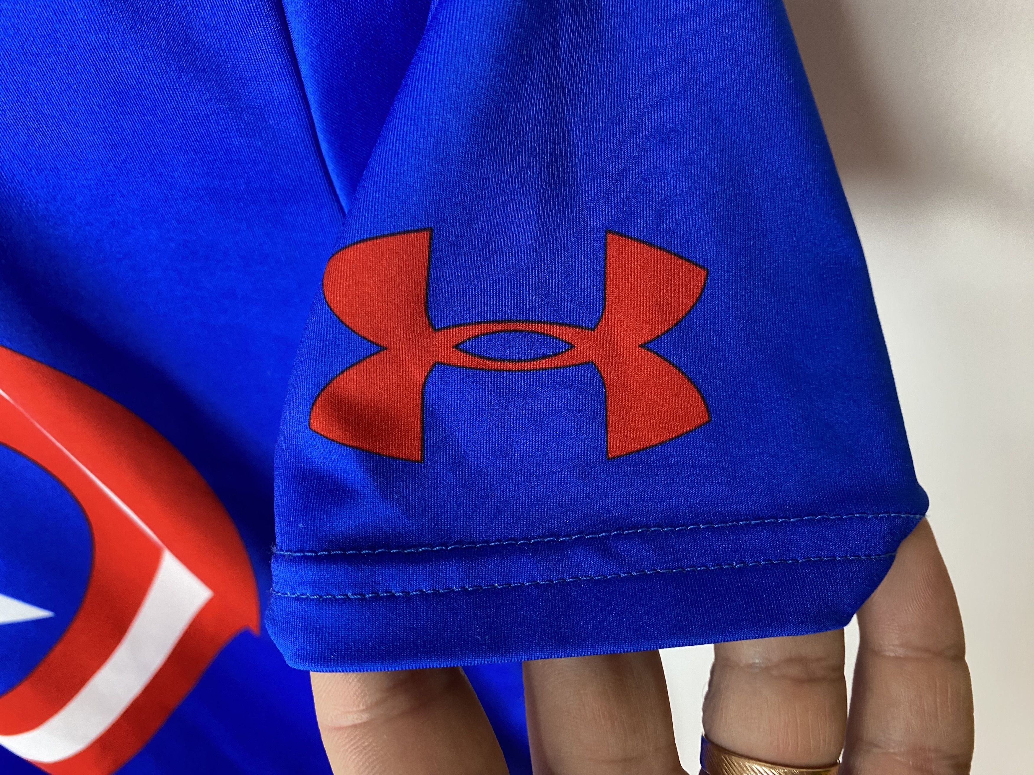 Under Armour UNDER ARMOUR MARVEL CAPTAIN AMERICA COMPRESSION BLUE SHIRT Size US M / EU 48-50 / 2 - 4 Thumbnail