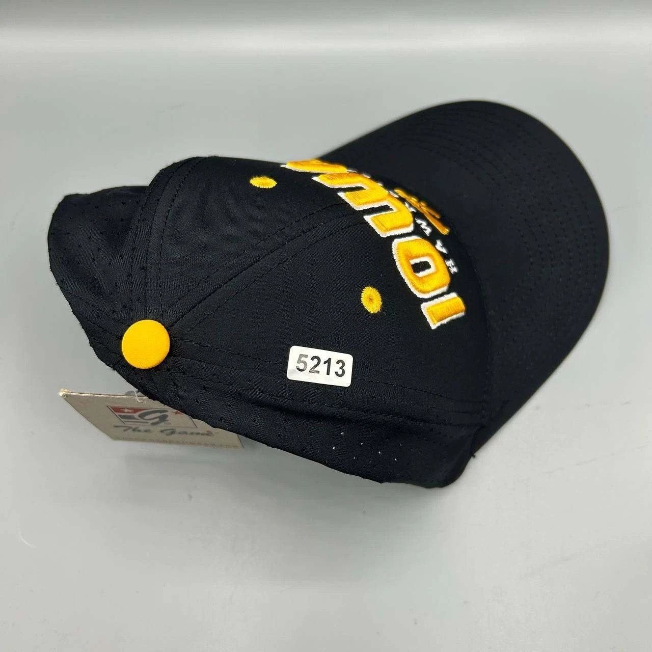 The Game Iowa Hawkeyes NCAA Hat Men Black M-L The Game Stretch Fitted Size ONE SIZE - 8 Thumbnail
