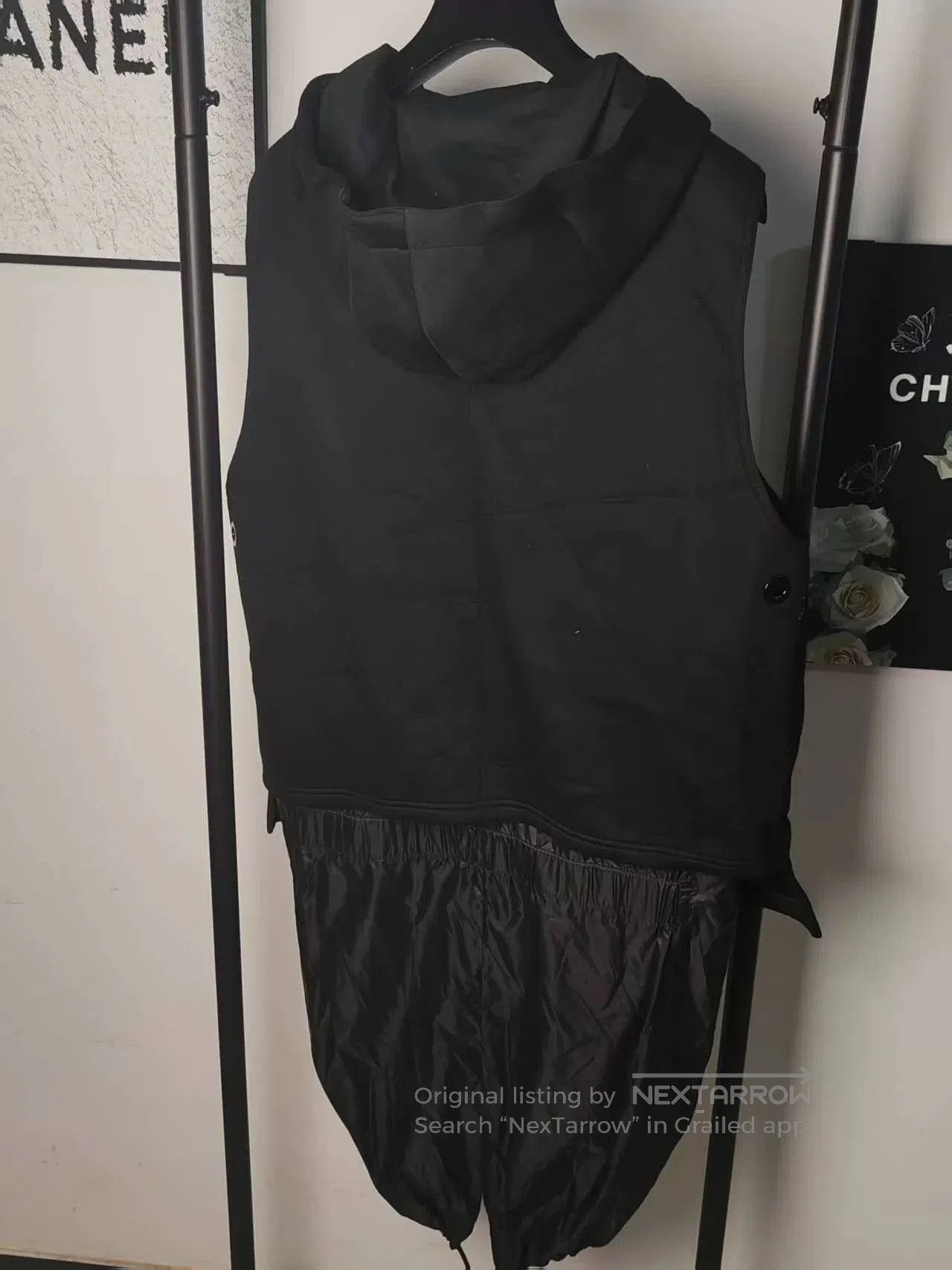 Givenchy Givenchy Patchwork Vest for Sale. Size US M / EU 48-50 / 2 - 2 Thumbnail