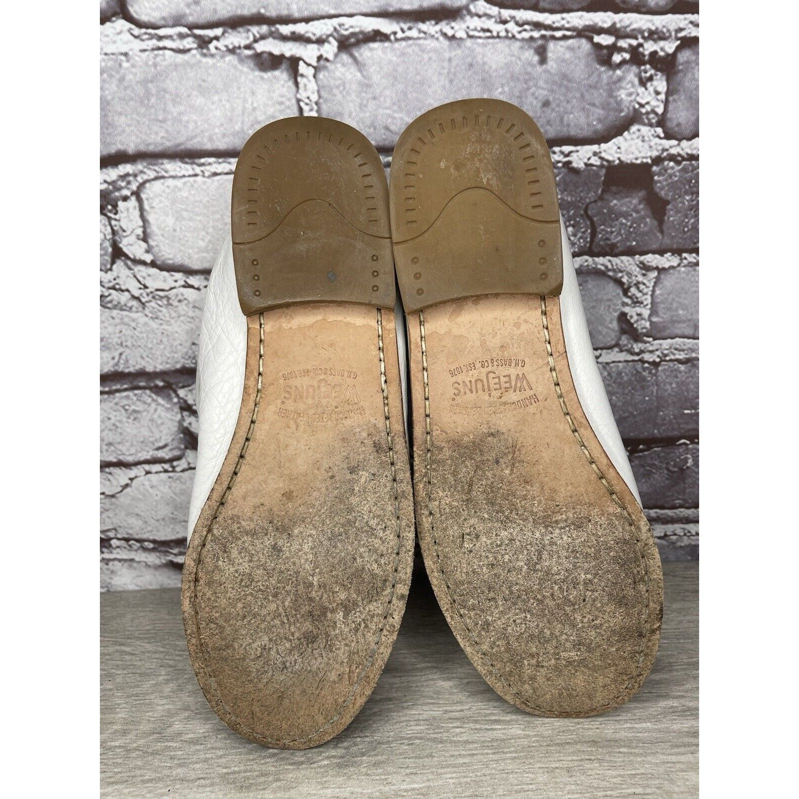 G.H. Bass & Co. G.H. Bass Weejuns White Leather Moc Toe Penny Loafers Shoes Size US 8 / IT 38 - 17 Thumbnail