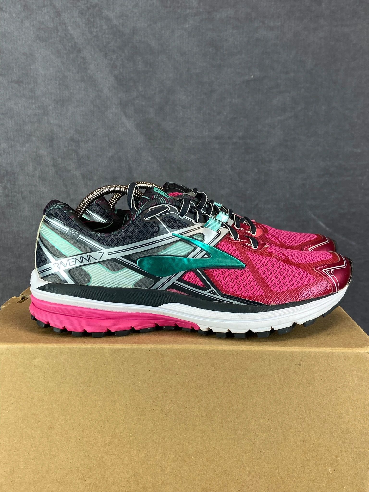 Other Brooks Ravenna Red Running Shoes EU 38.5 Size US 5.5 / EU 38 - 5 Thumbnail