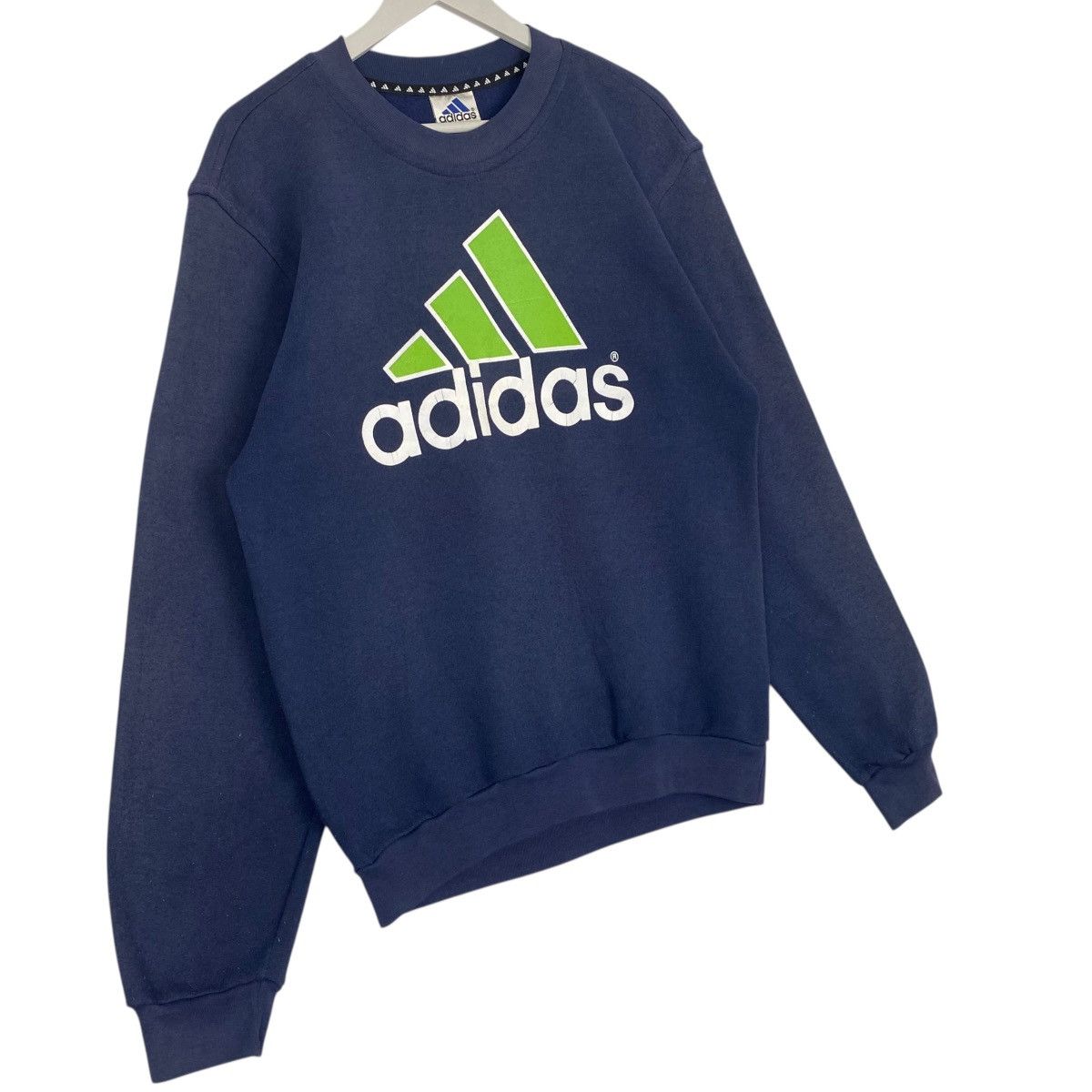 Other Vintage Adidas Printed Crewneck Sweatshirt NavyBlue Size M Size US M / EU 48-50 / 2 - 3 Thumbnail